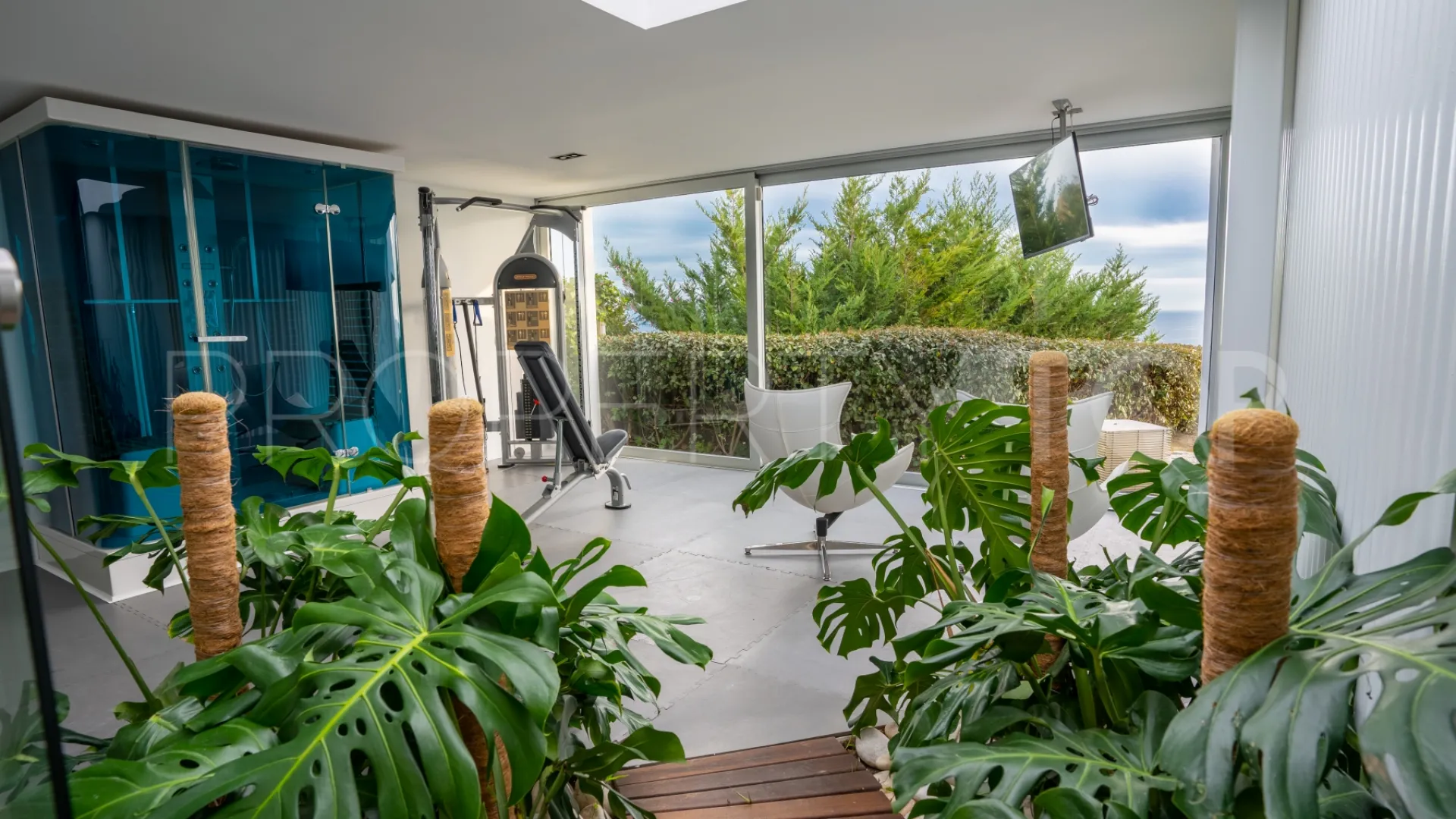Villa en venta en Benalmadena
