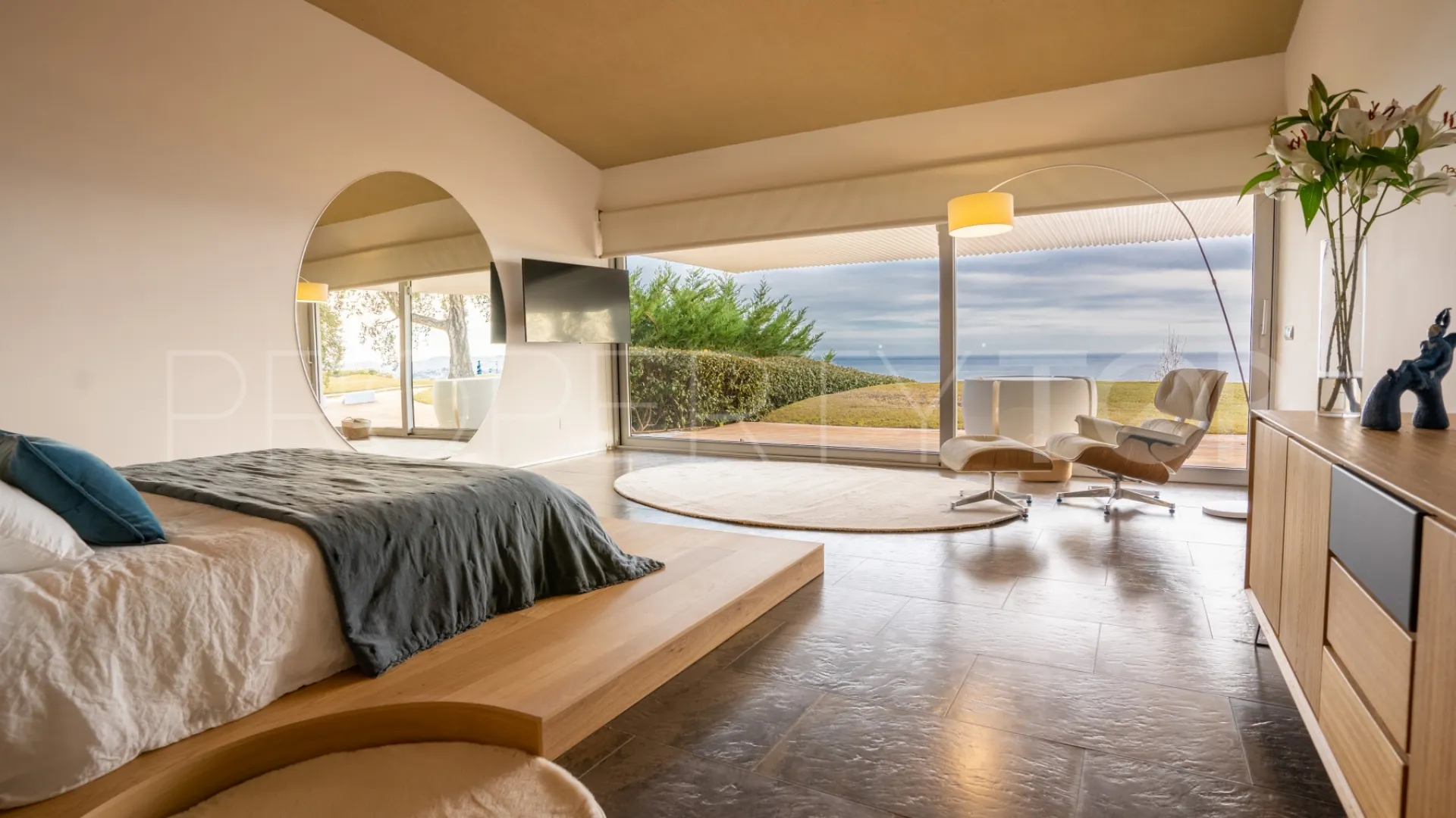 Villa en venta en Benalmadena