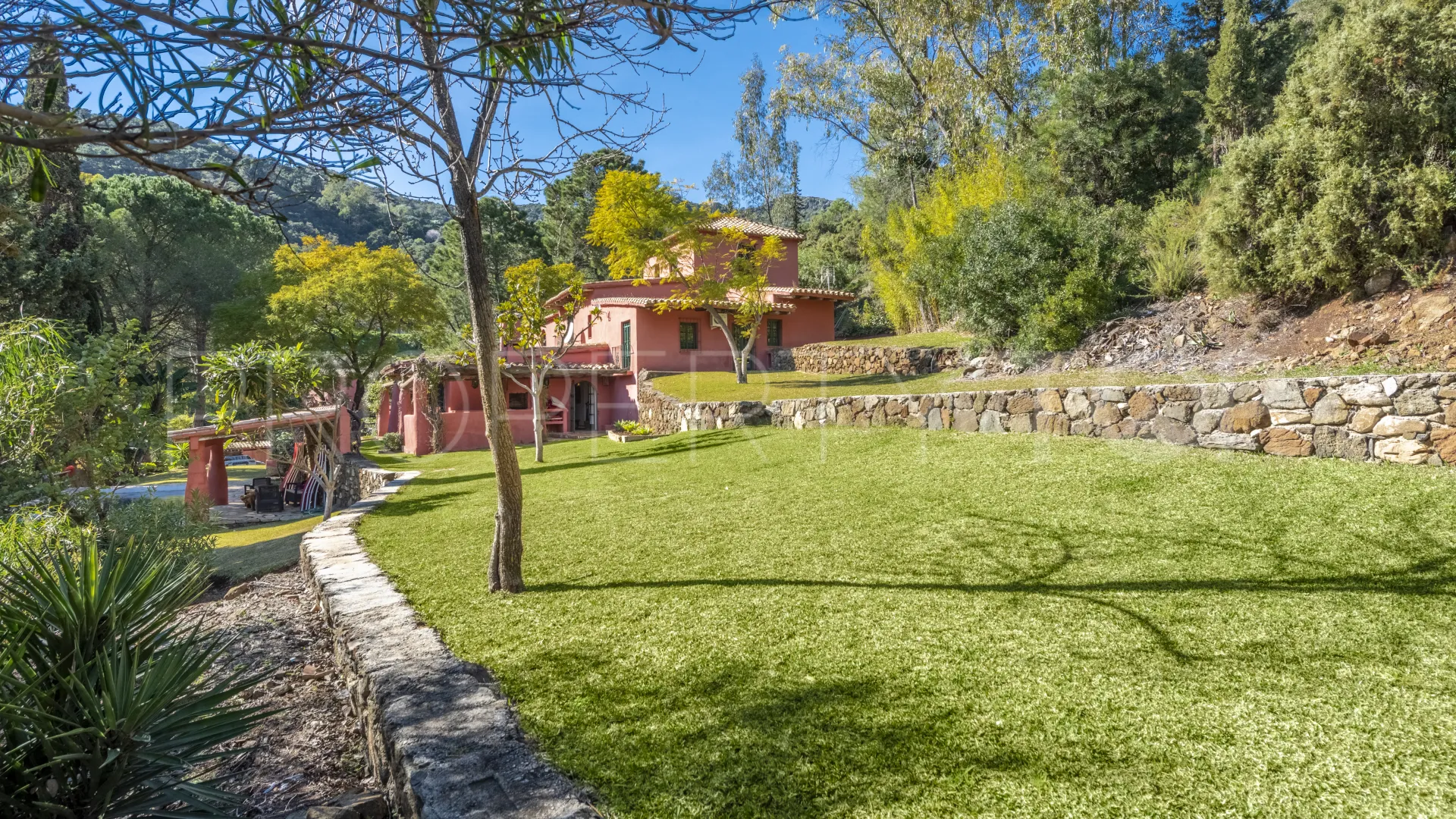 Se vende villa en Benahavis