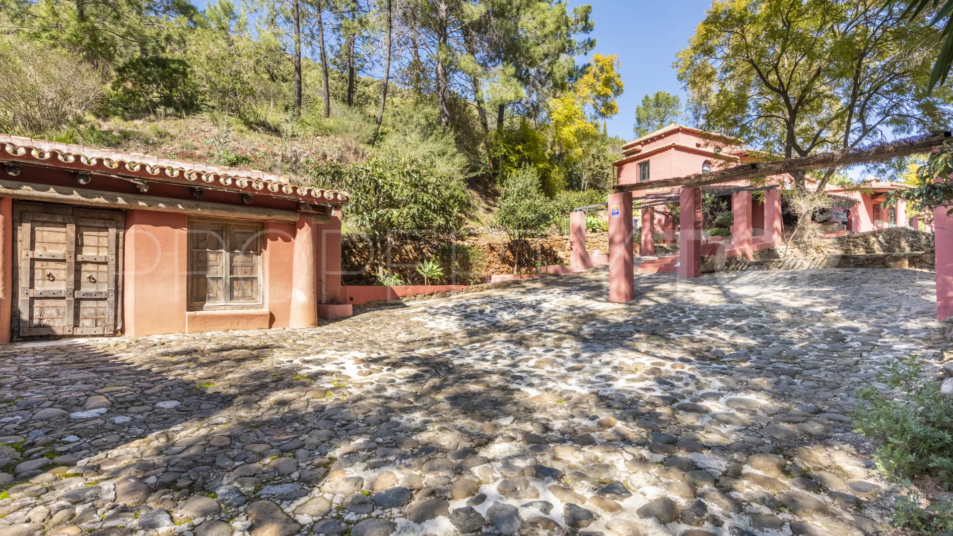Se vende villa en Benahavis
