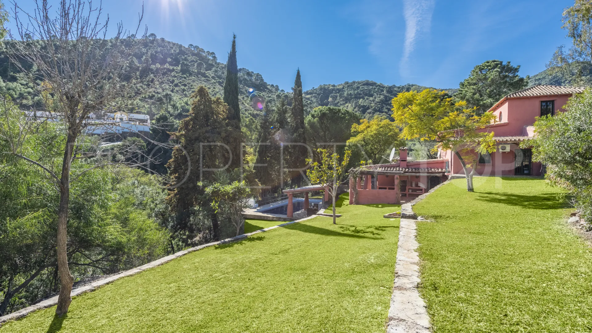 Se vende villa en Benahavis