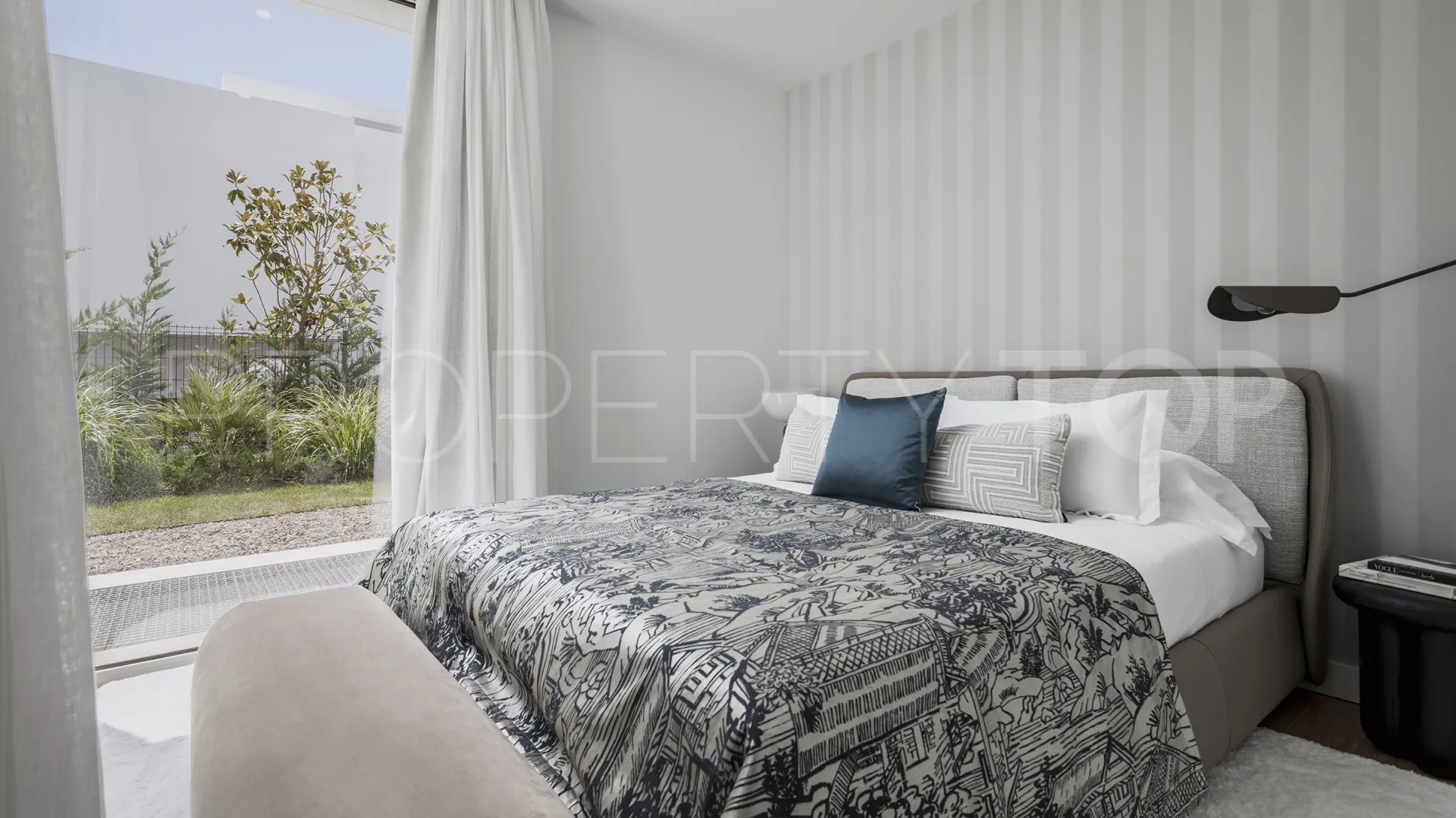 Villa a la venta de 5 dormitorios en El Paraiso