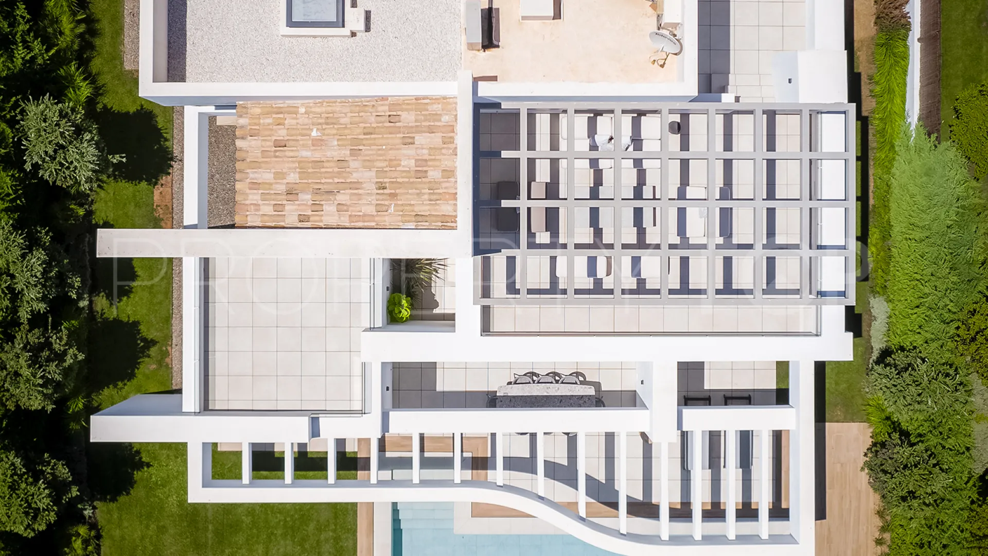 Villa a la venta de 5 dormitorios en El Paraiso