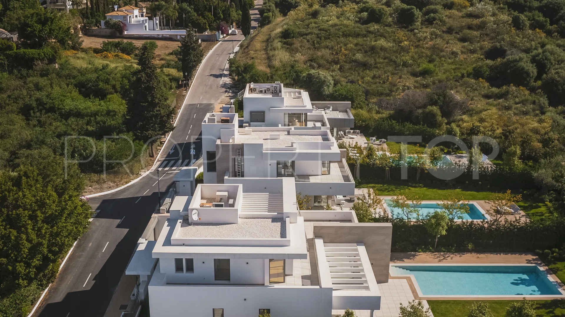 Villa a la venta de 5 dormitorios en El Paraiso