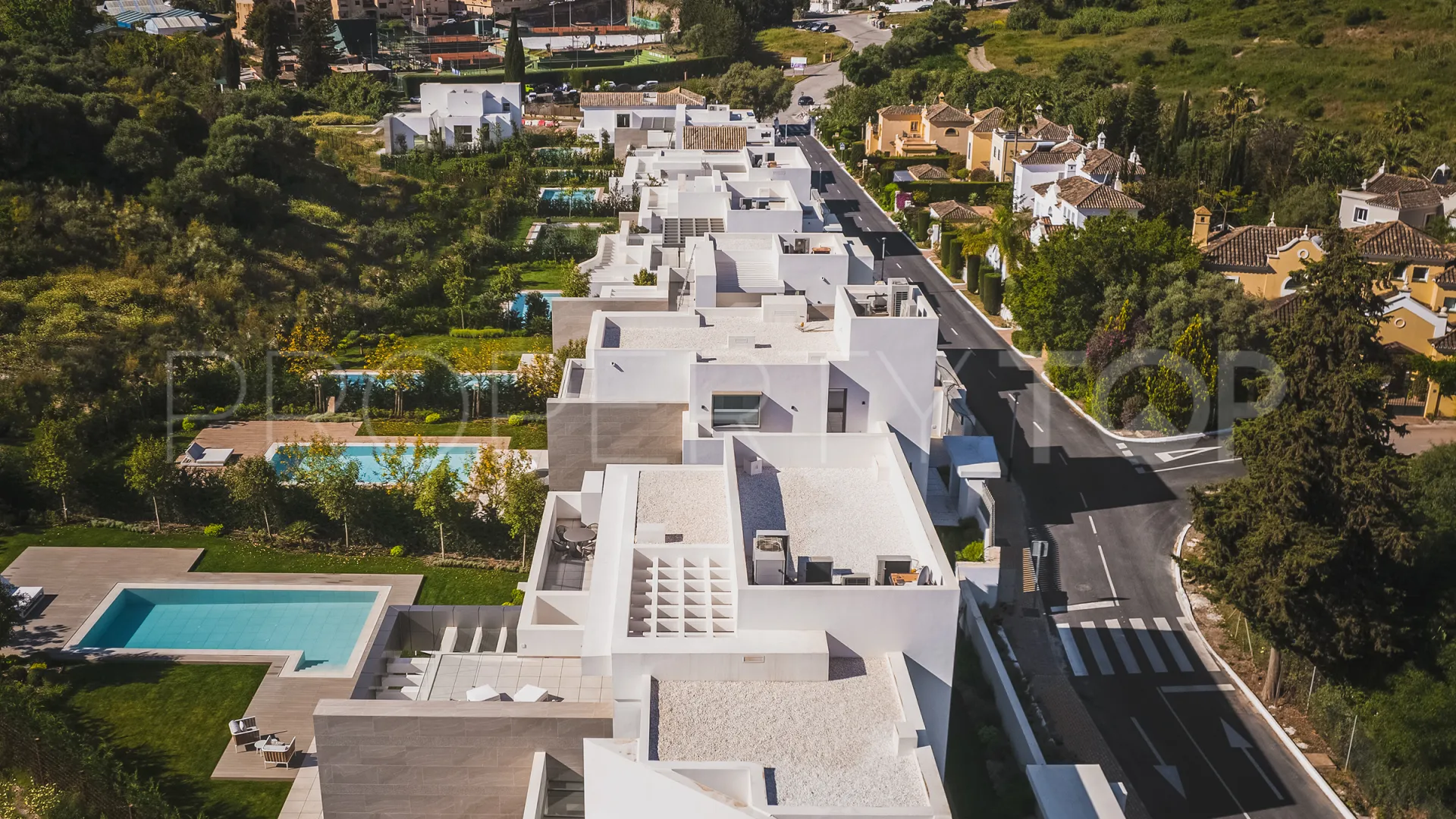Villa a la venta de 5 dormitorios en El Paraiso