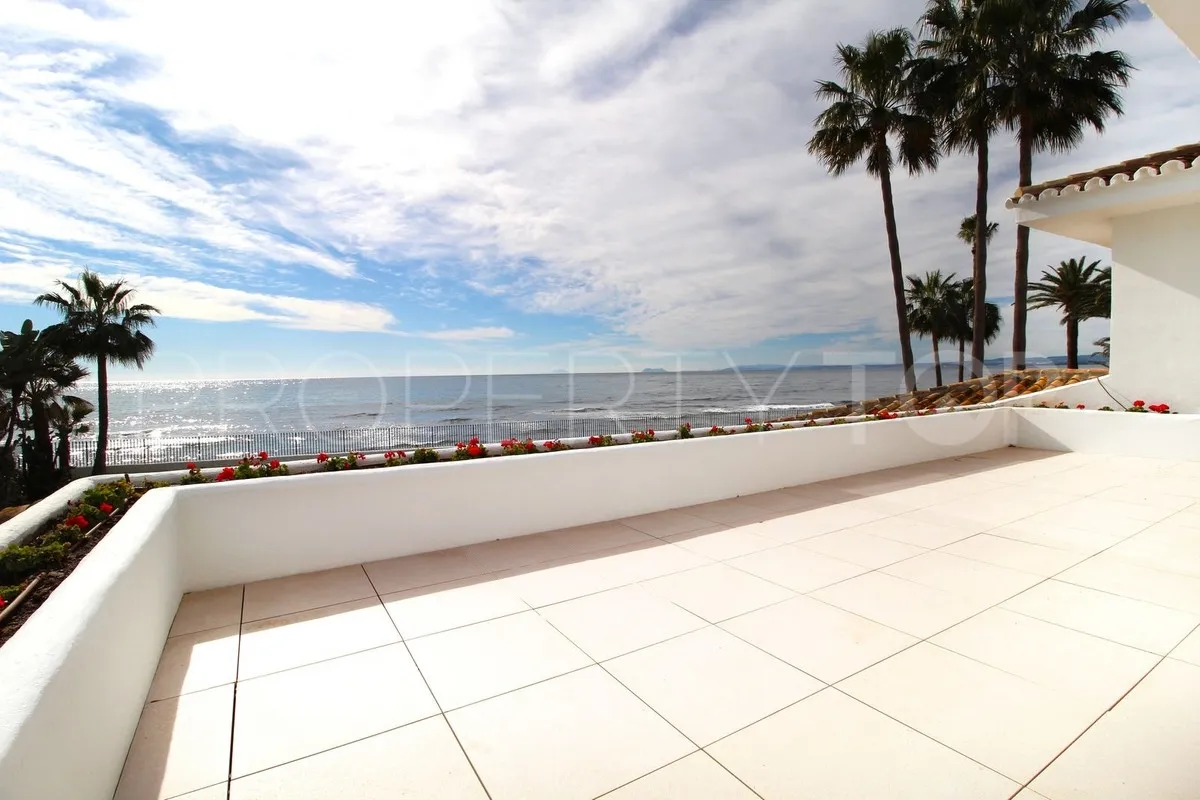 Guadalmina Baja 7 bedrooms villa for sale