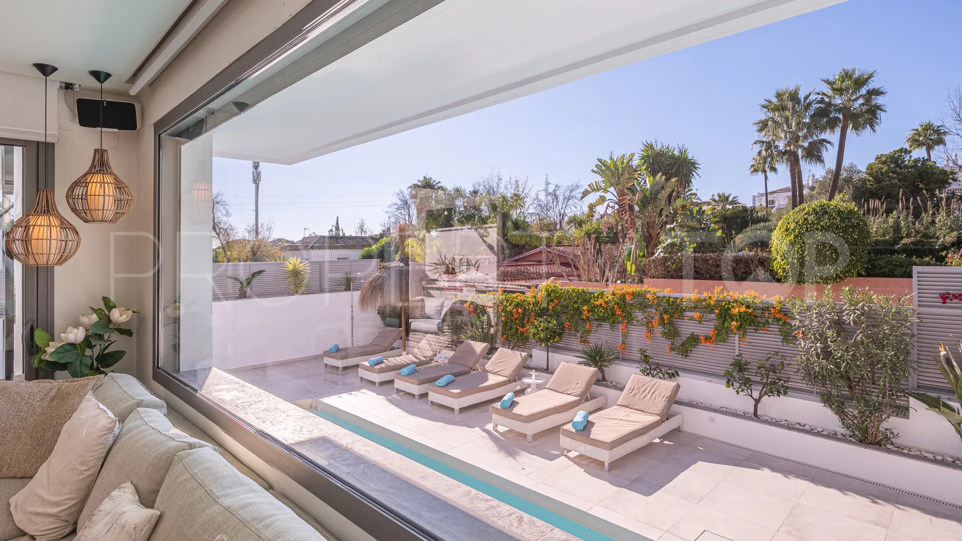 For sale villa with 4 bedrooms in Marbella Montaña