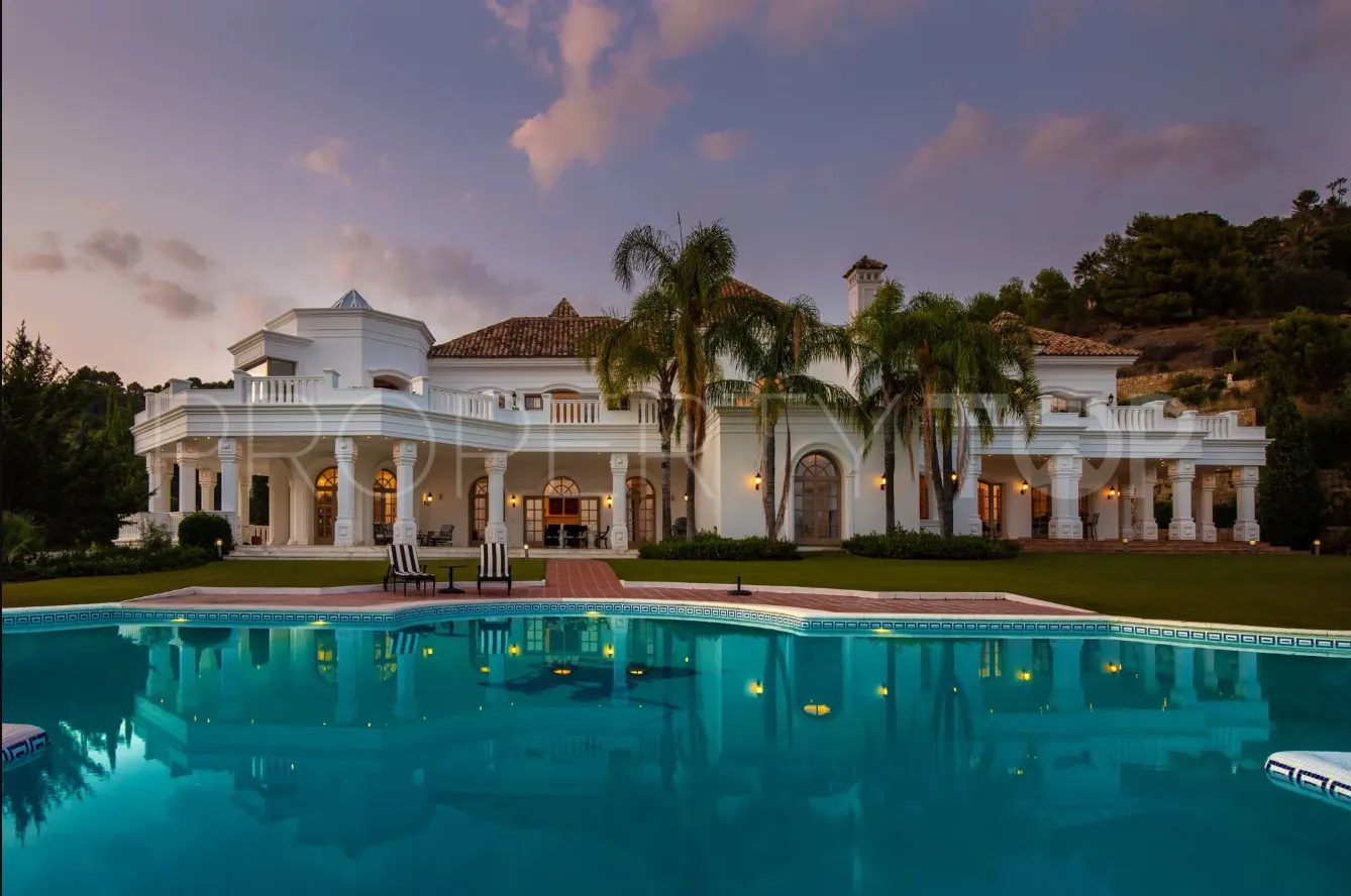 Buy villa in La Zagaleta