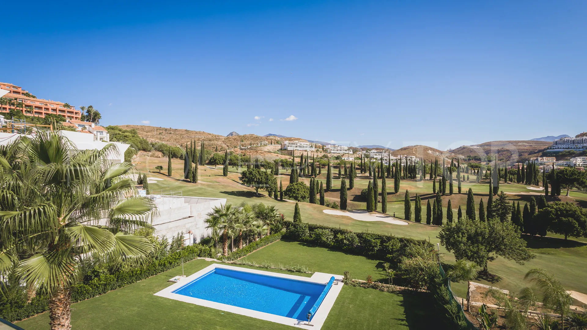 Villa en venta en Benahavis