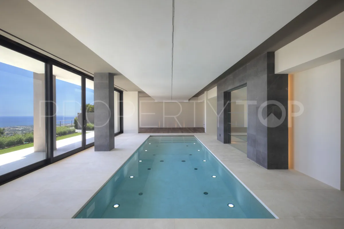 9 bedrooms villa for sale in La Zagaleta