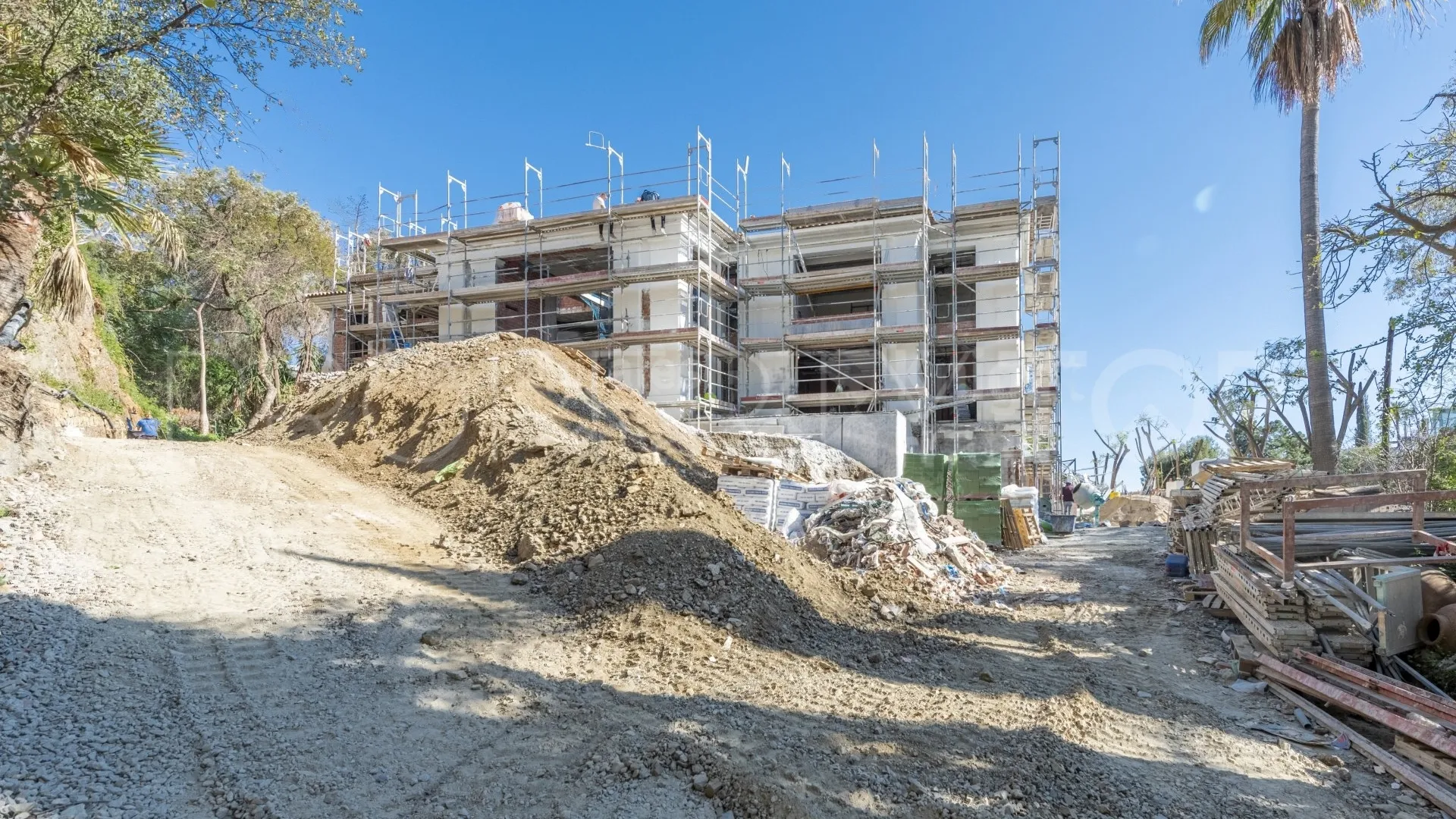 Buy Benahavis 7 bedrooms villa