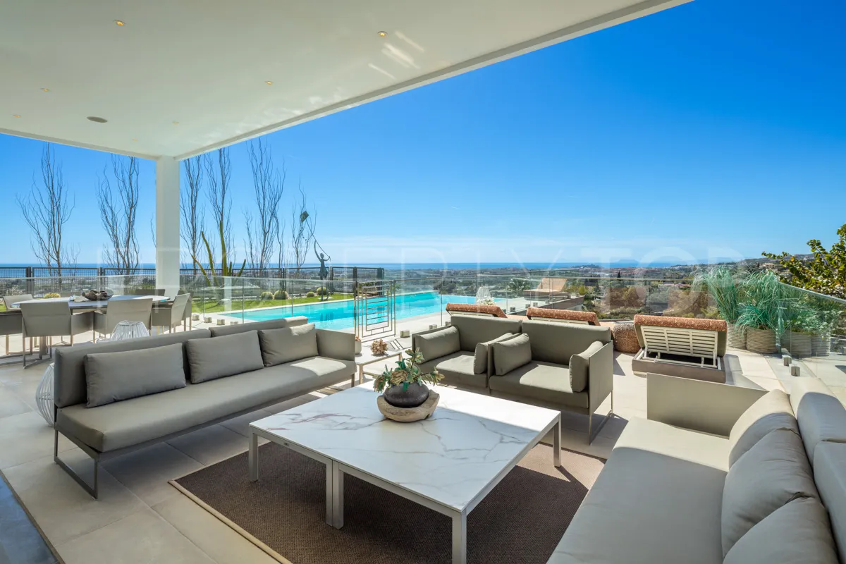 Comprar villa de 7 dormitorios en Benahavis