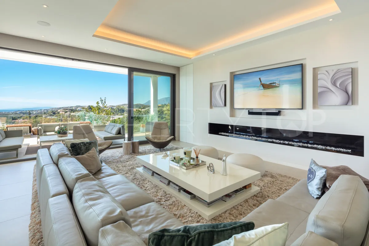 Comprar villa de 7 dormitorios en Benahavis