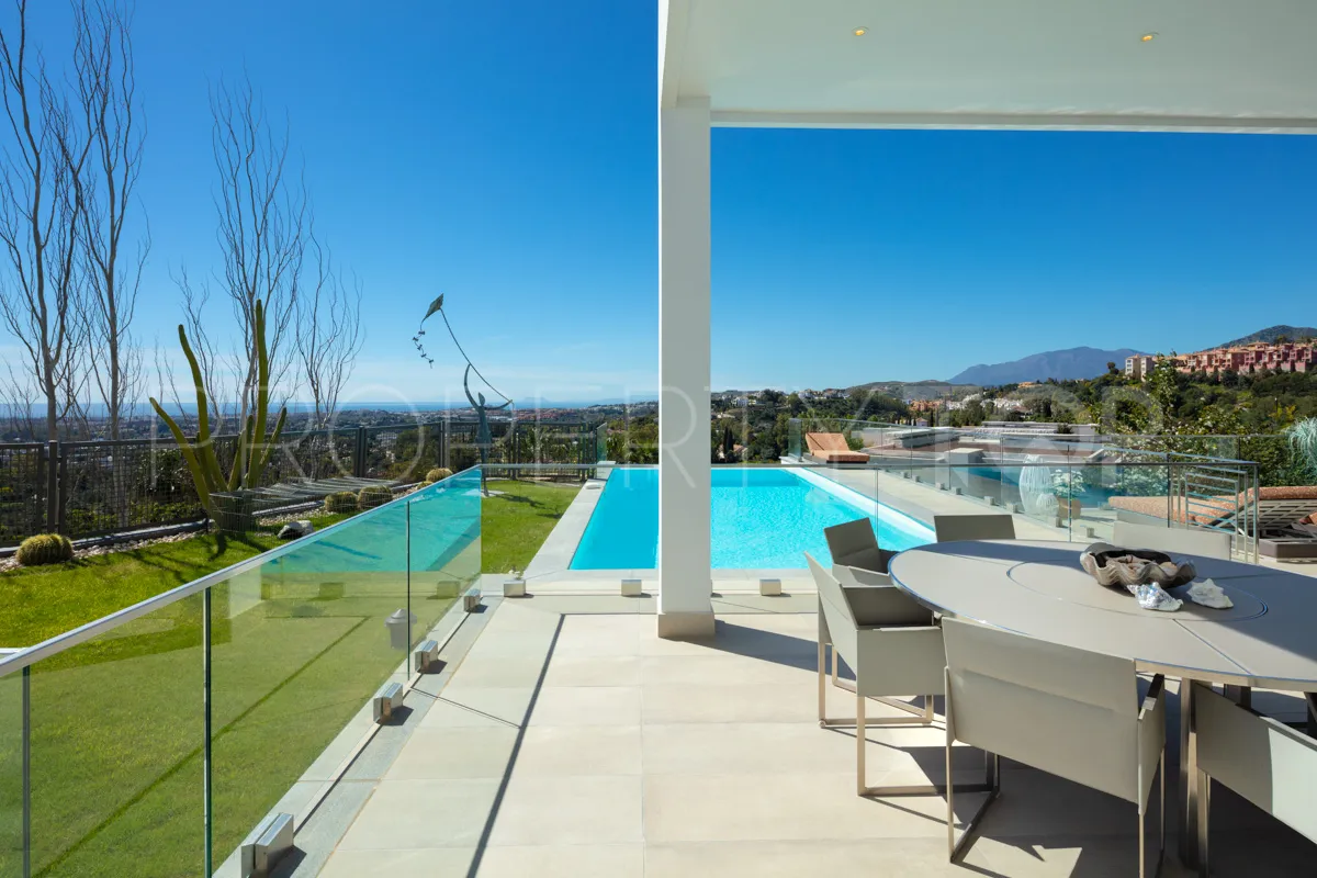 Comprar villa de 7 dormitorios en Benahavis