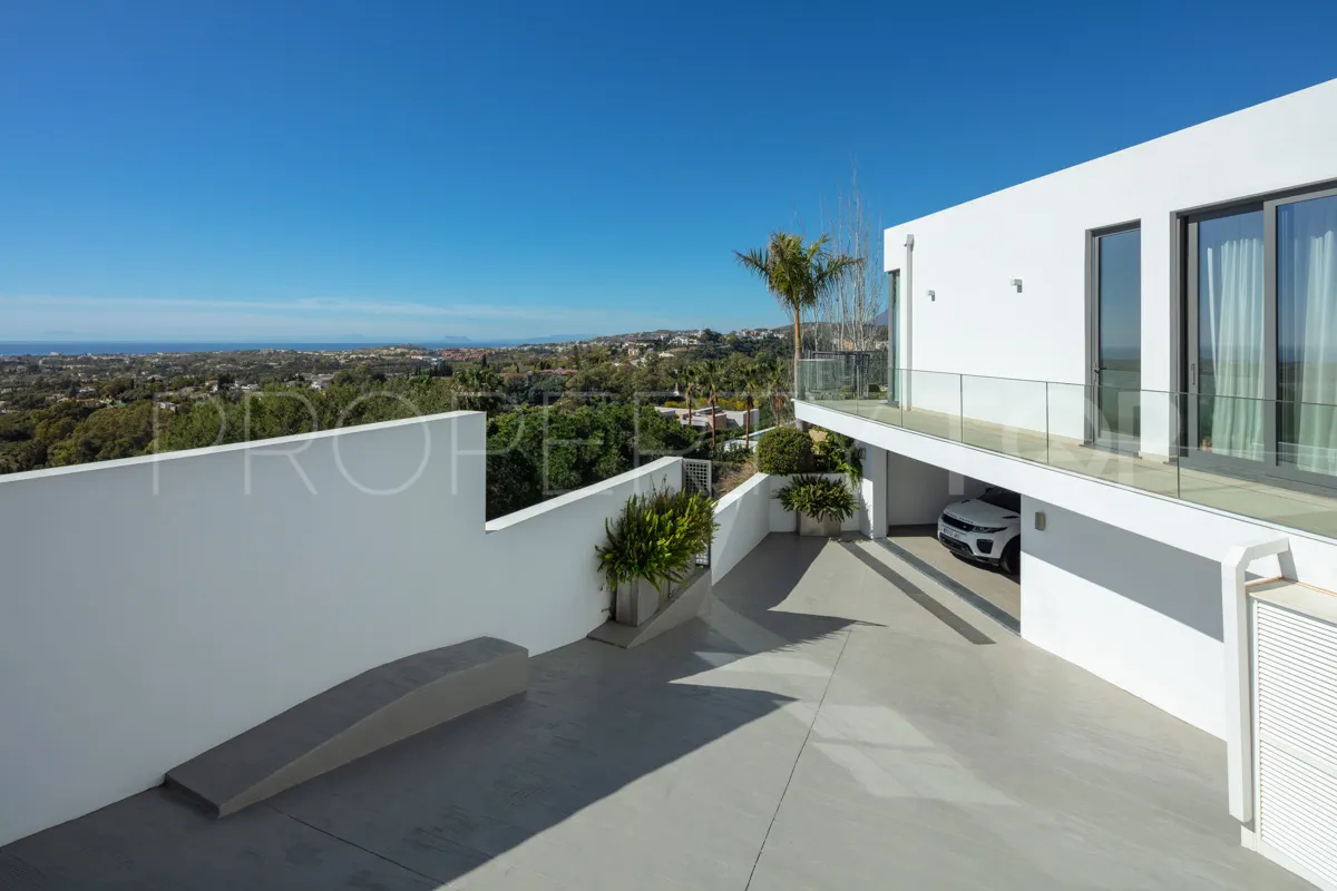 Comprar villa de 7 dormitorios en Benahavis