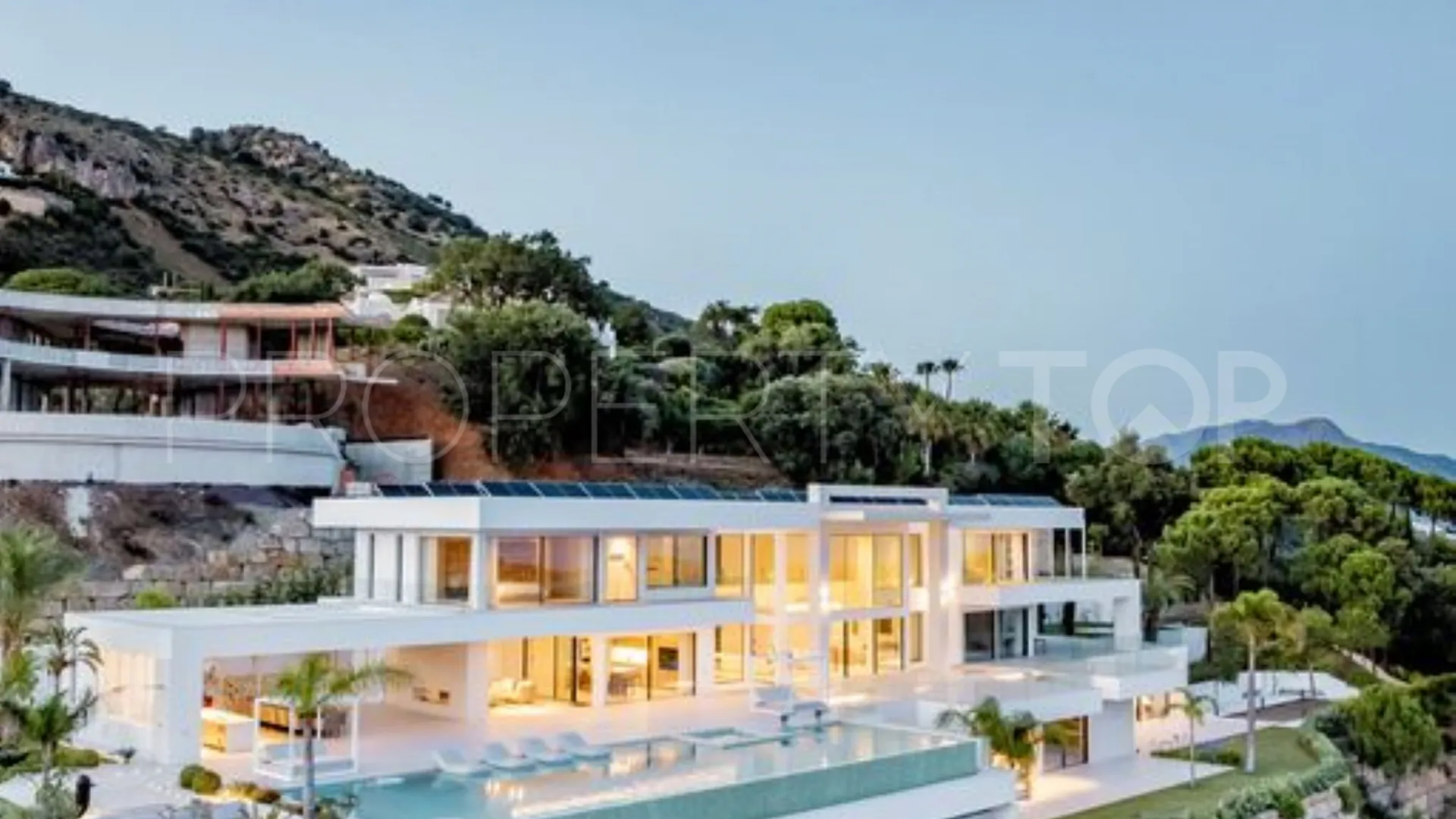 Benahavis 7 bedrooms villa for sale