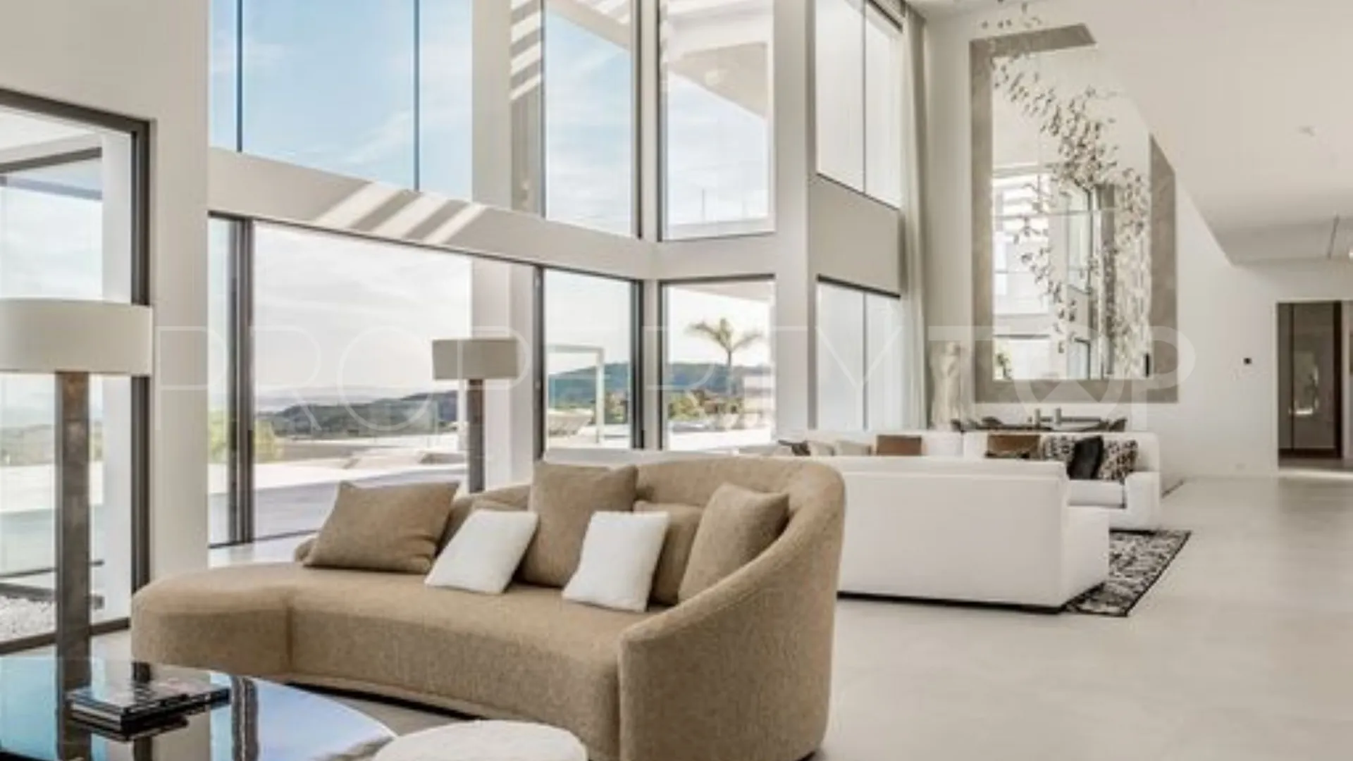 Benahavis 7 bedrooms villa for sale