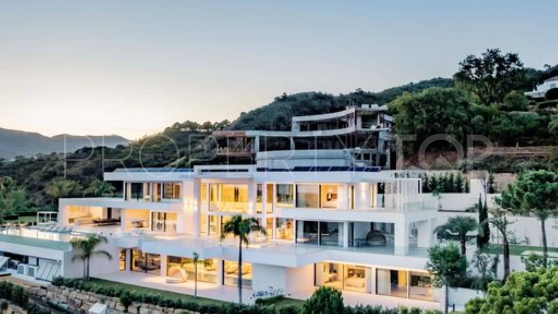 Benahavis 7 bedrooms villa for sale