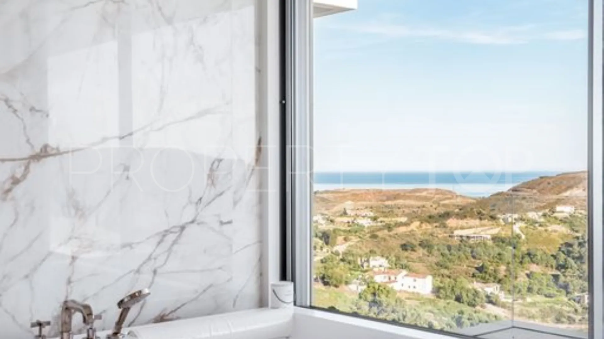 Benahavis 7 bedrooms villa for sale