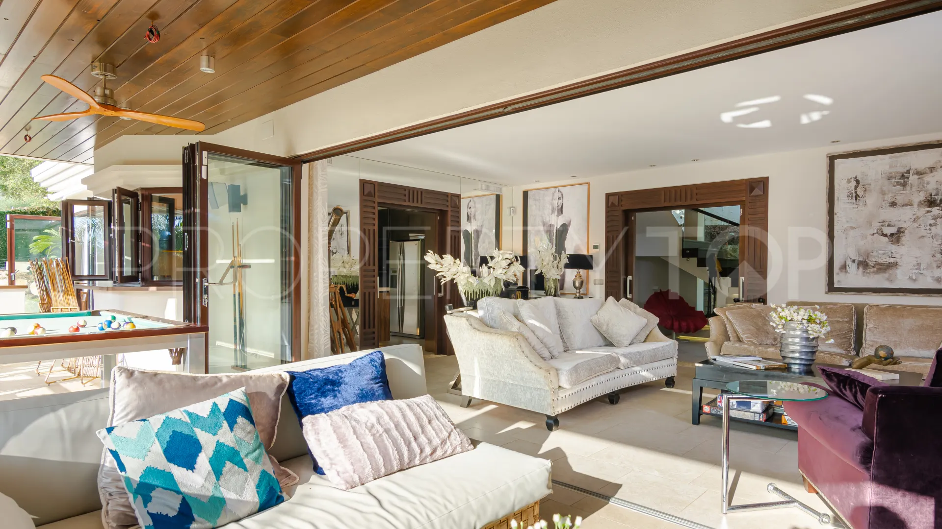 Villa for sale in Marbella City