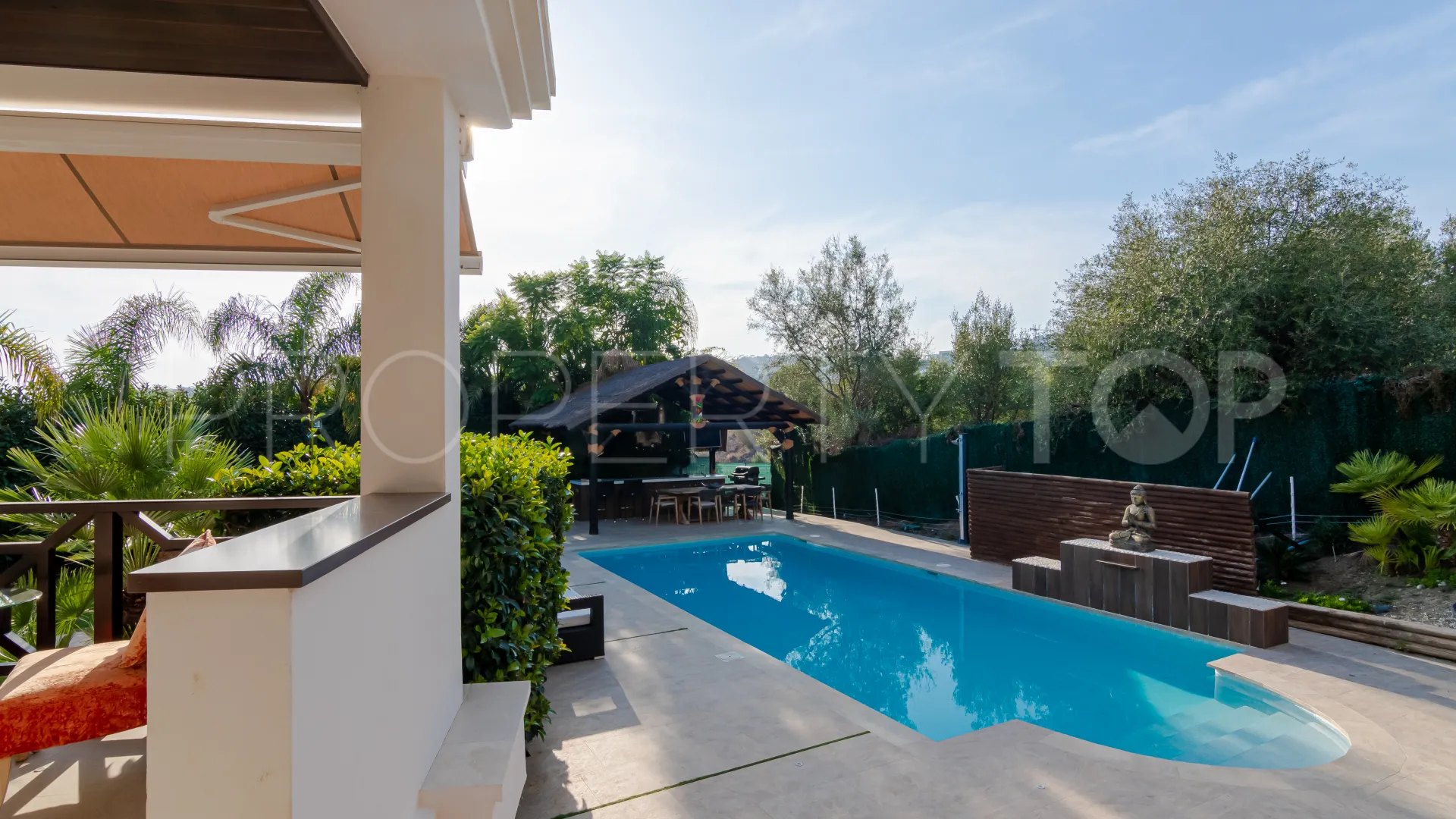 Villa for sale in Marbella City