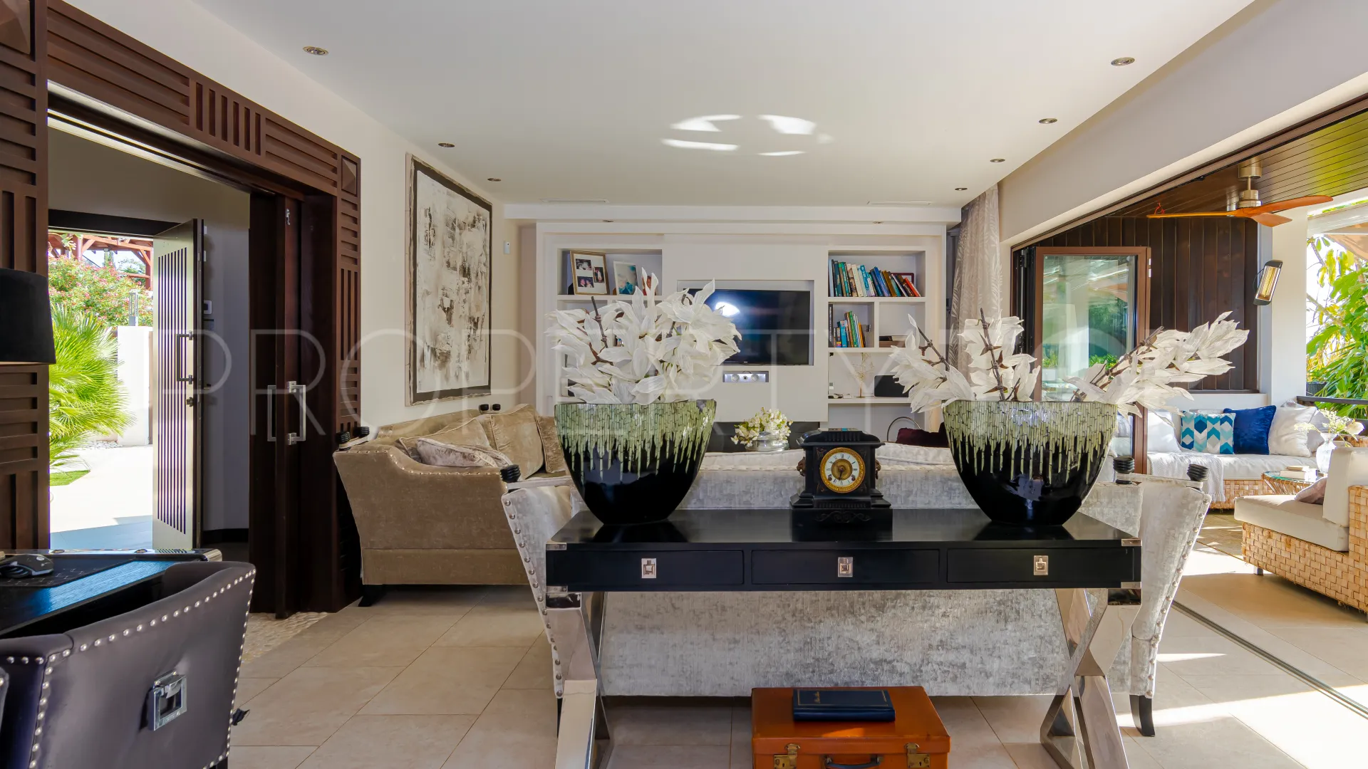 Villa for sale in Marbella City