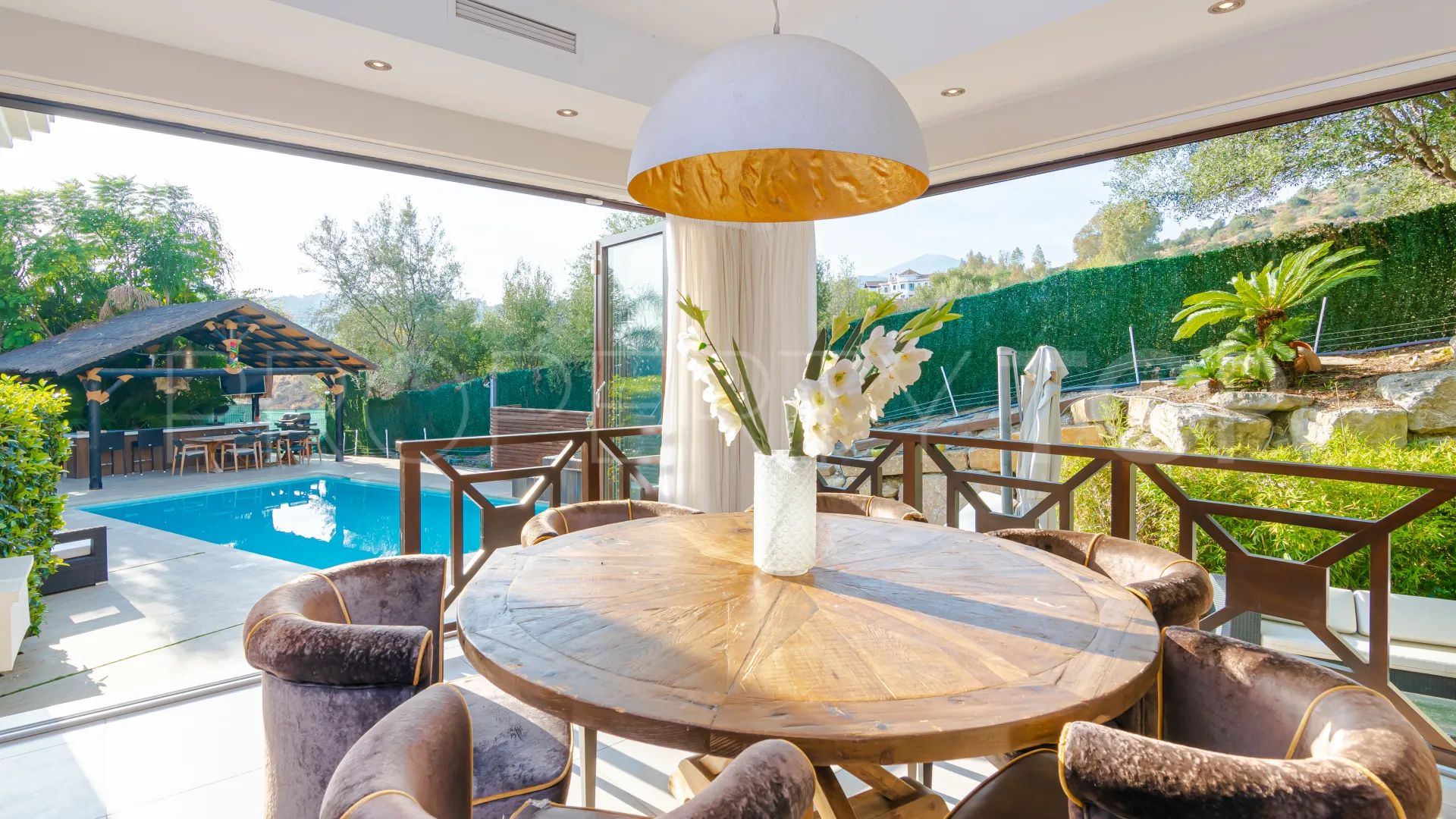 Villa for sale in Marbella City