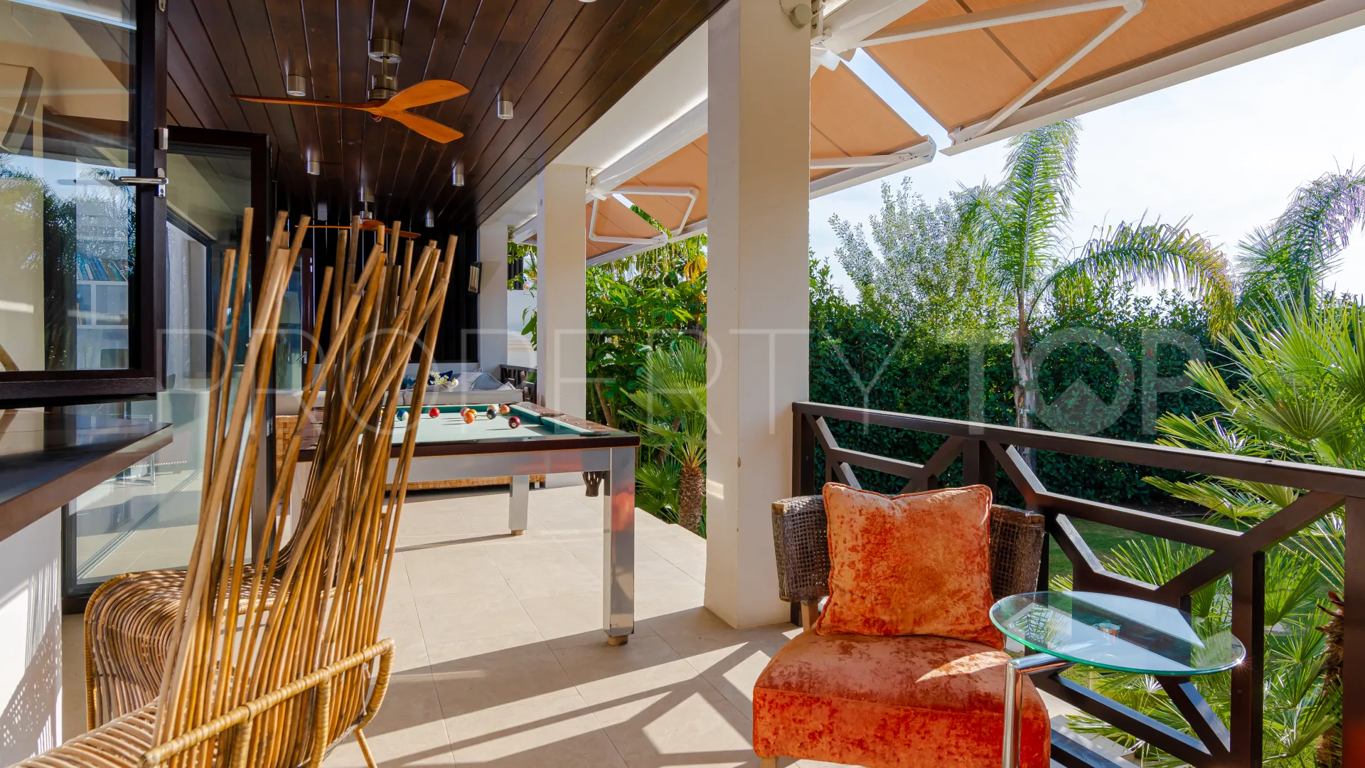 Villa for sale in Marbella City