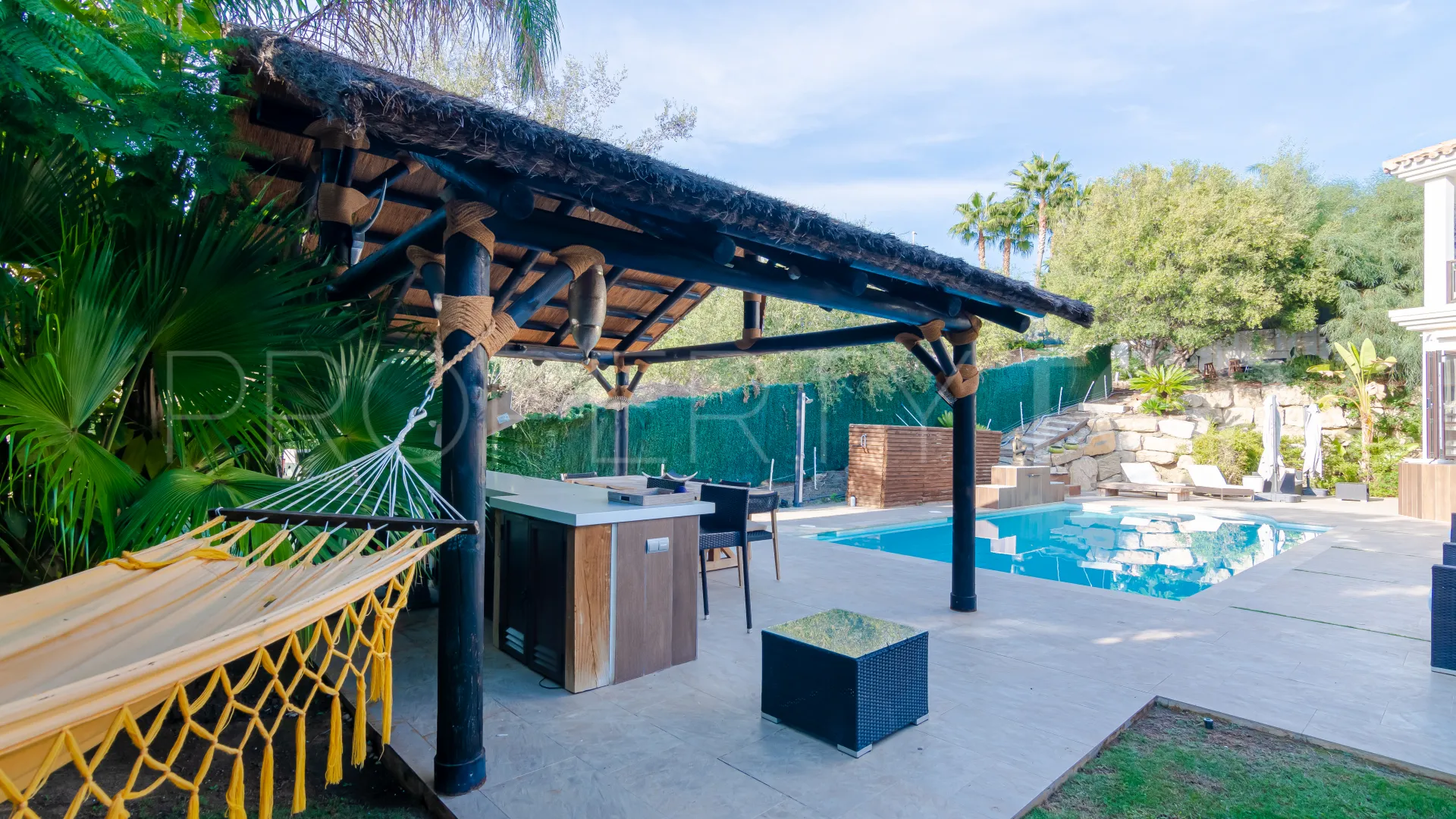 Villa for sale in Marbella City