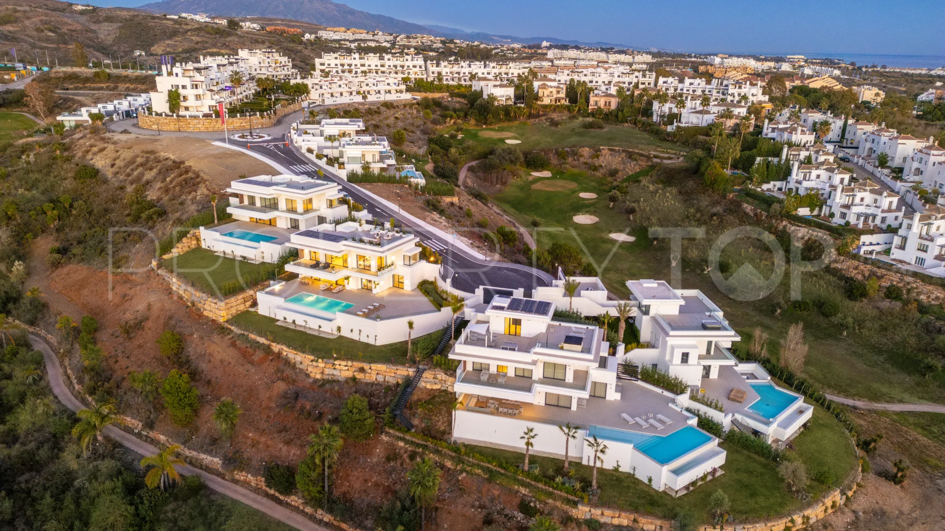 Villa en venta en New Golden Mile
