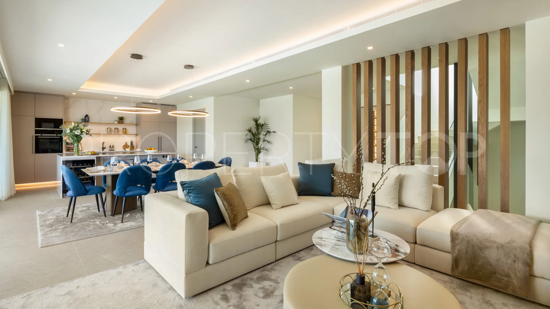 Villa en venta en New Golden Mile