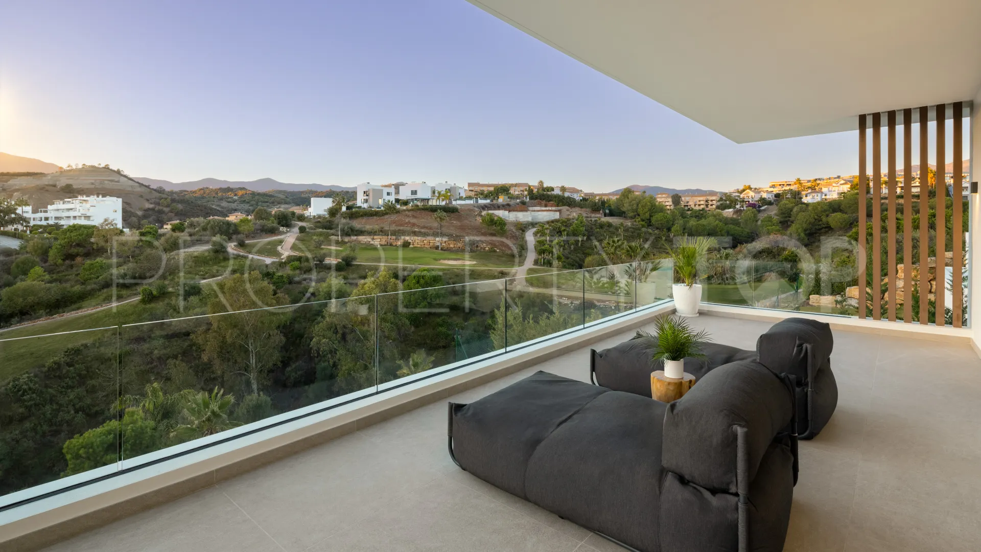Villa en venta en New Golden Mile