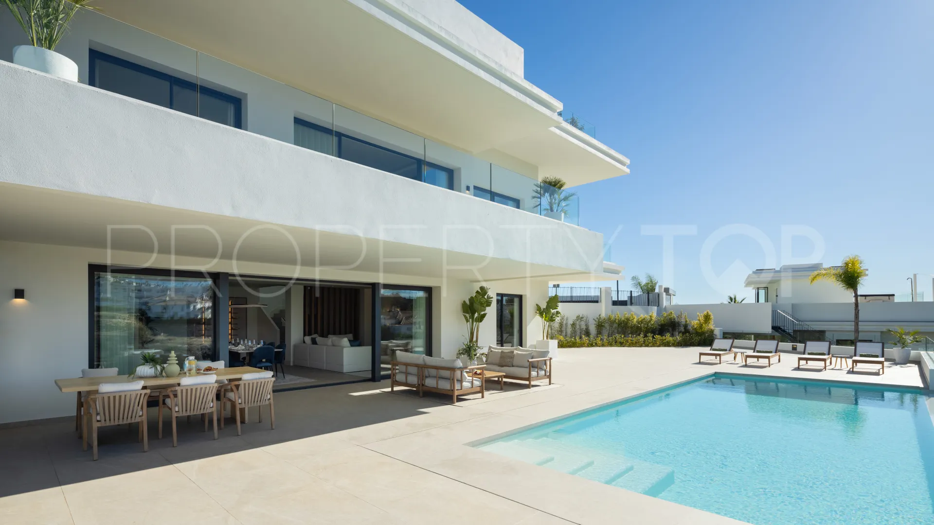 Villa en venta en New Golden Mile