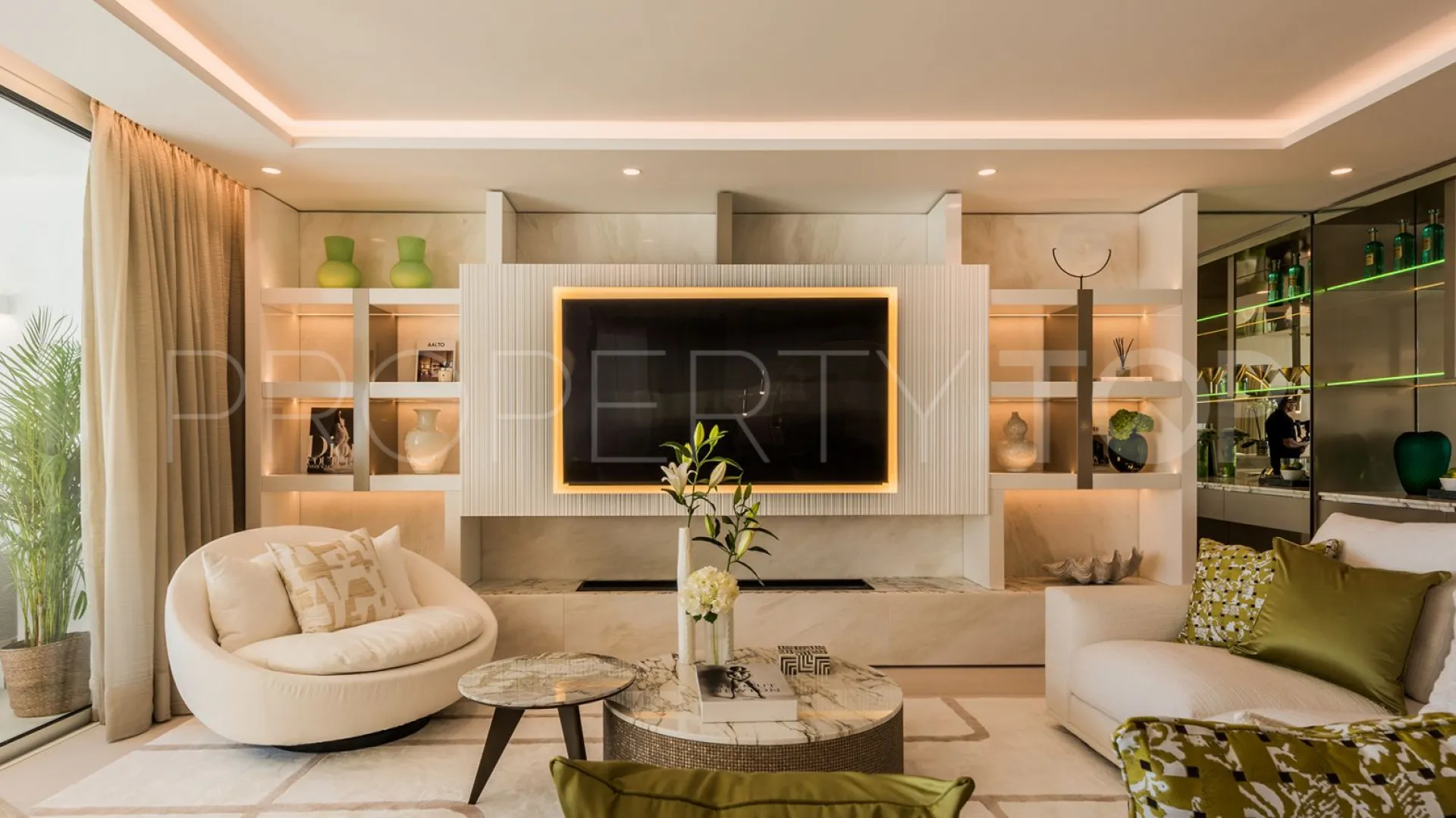 Marbella Ciudad, atico duplex con 4 dormitorios en venta