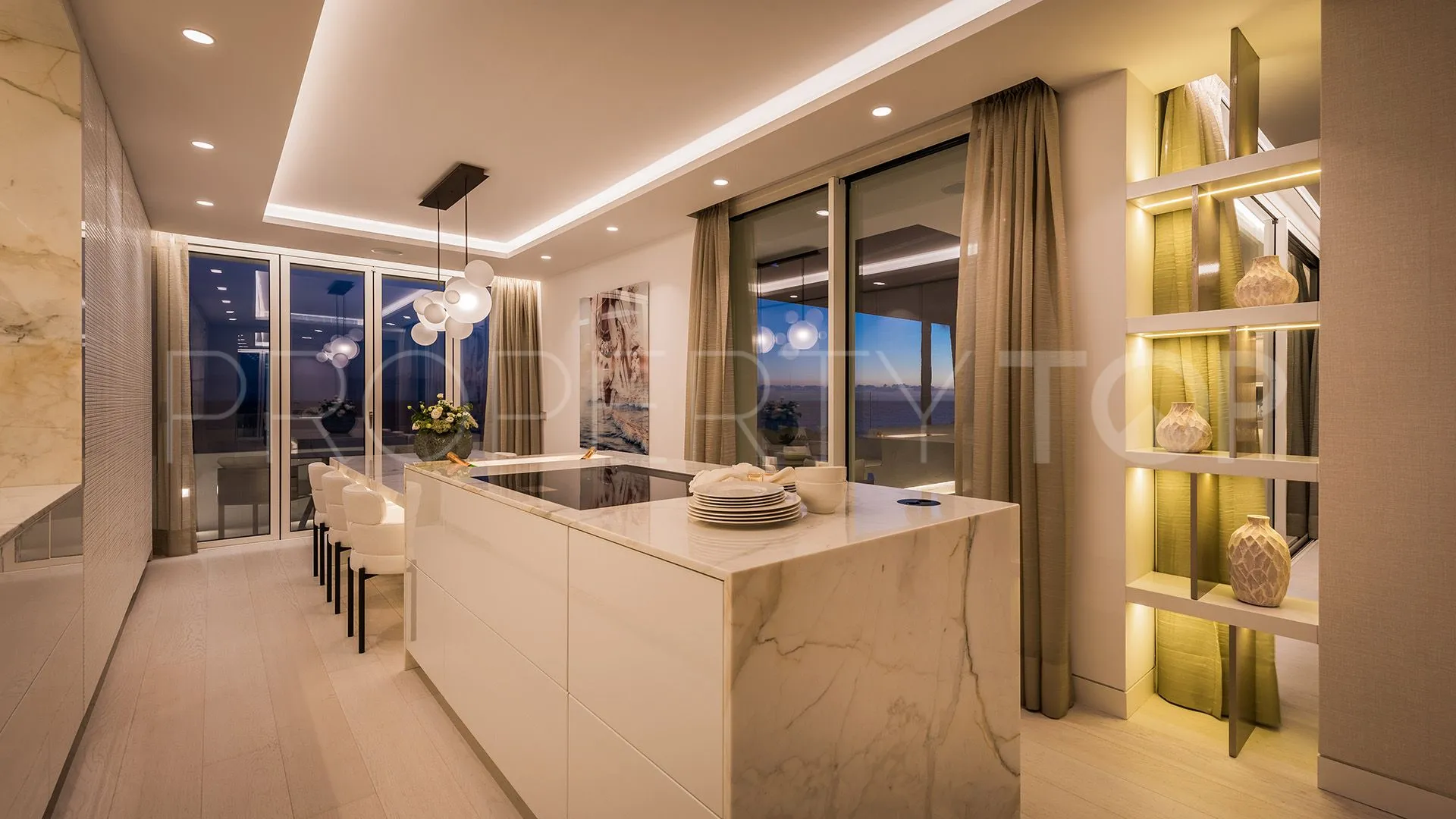 Marbella Ciudad, atico duplex con 4 dormitorios en venta