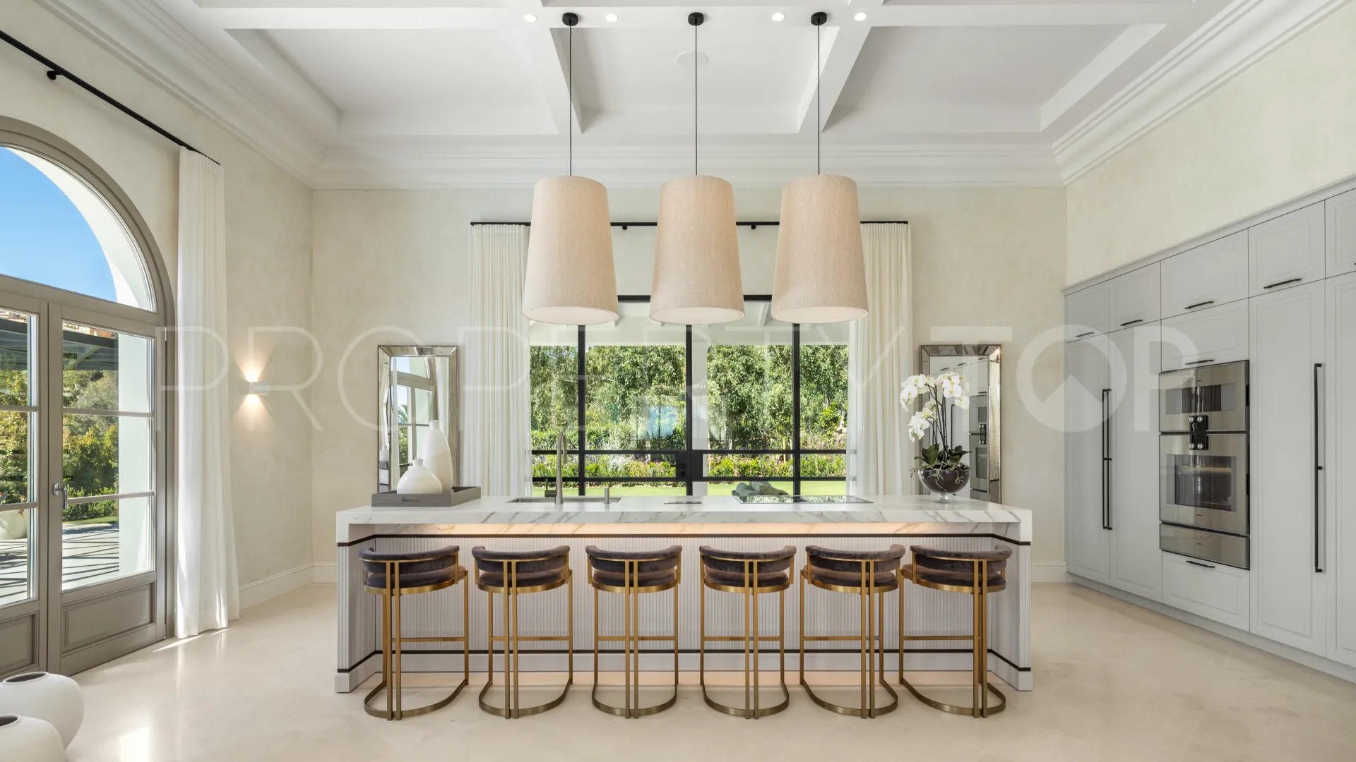 Marbella, villa en venta de 6 dormitorios
