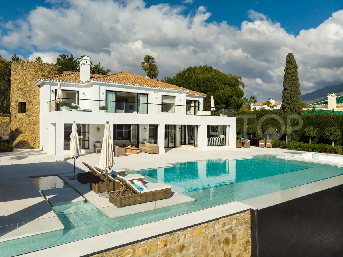 5 bedrooms villa in Marbella for sale