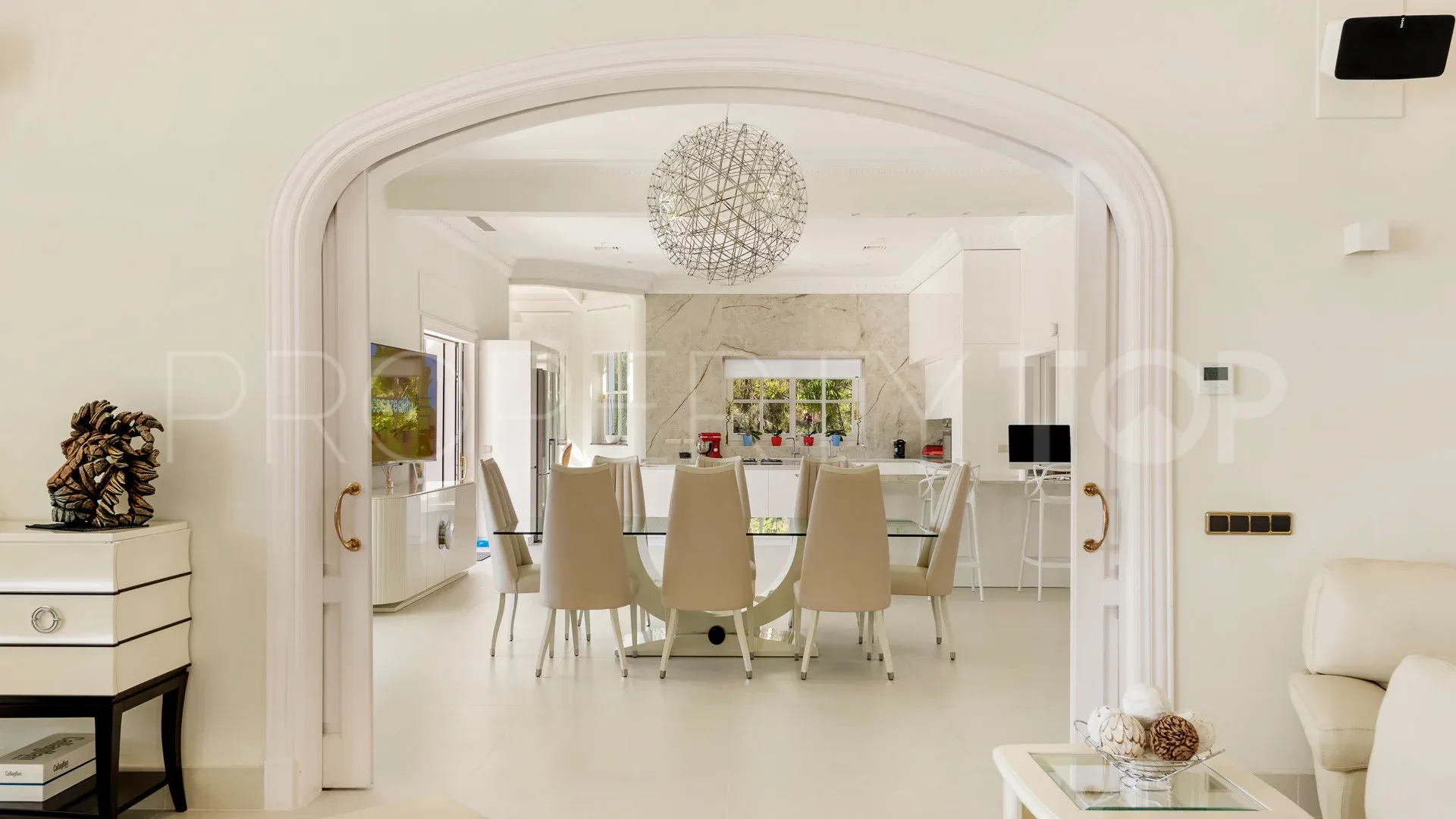 Se vende villa en Benahavis de 7 dormitorios