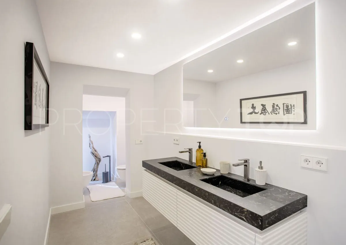 6 bedrooms Marbella Golden Mile villa for sale