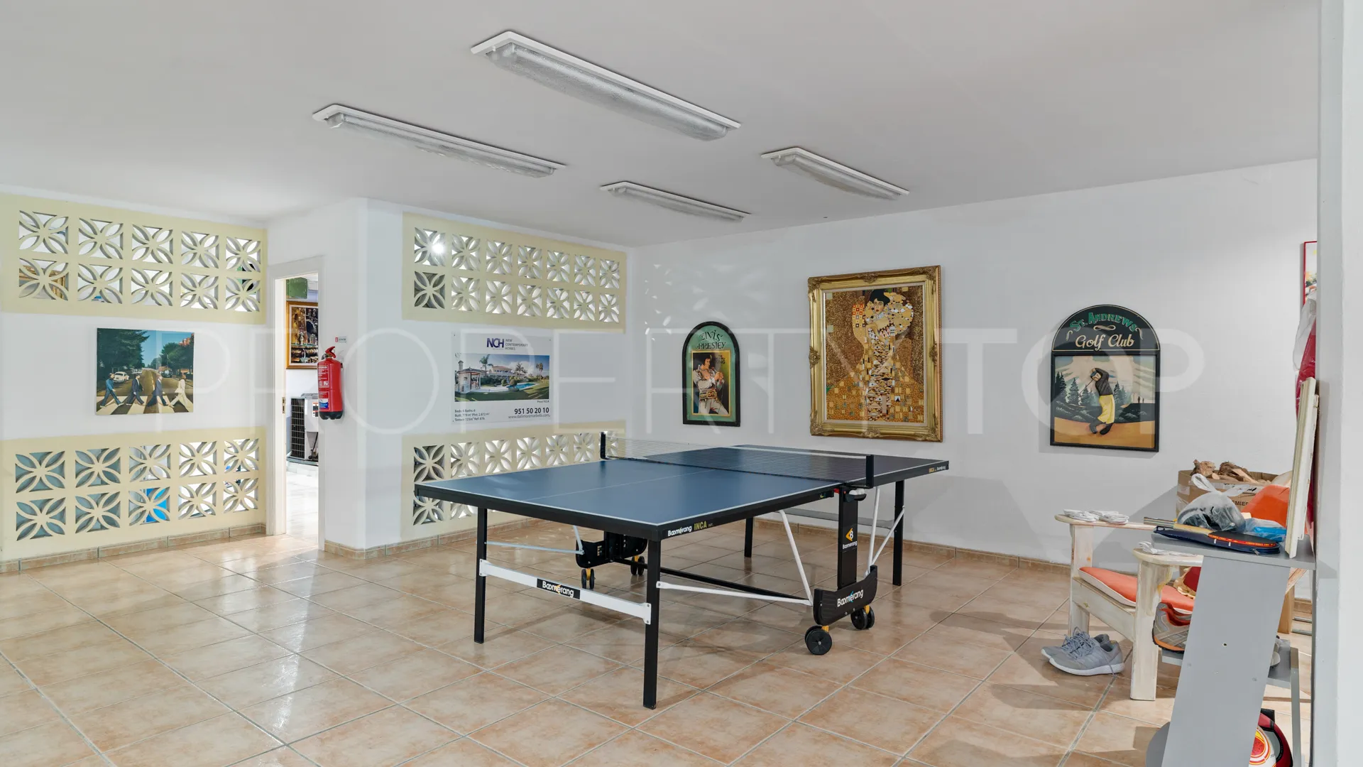 For sale Nueva Andalucia 6 bedrooms villa