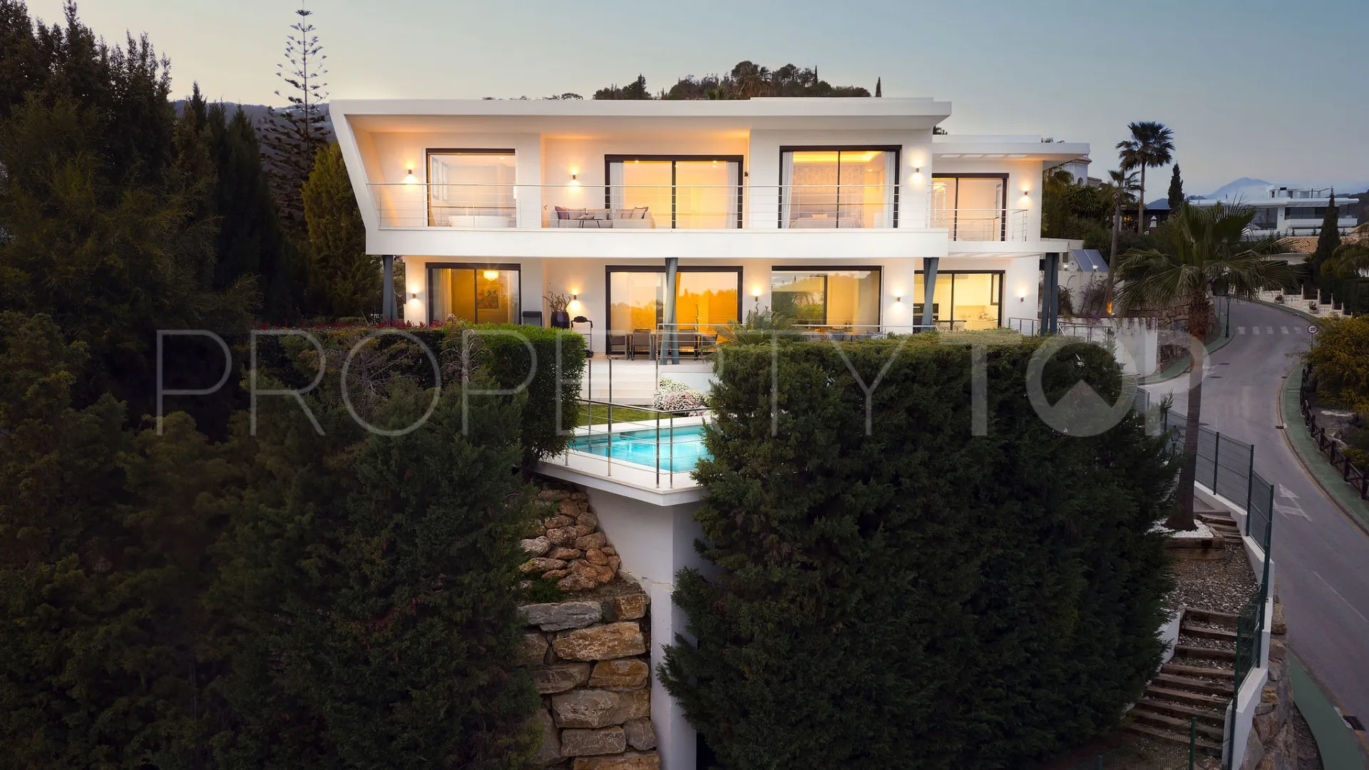 Villa in Benahavis for sale