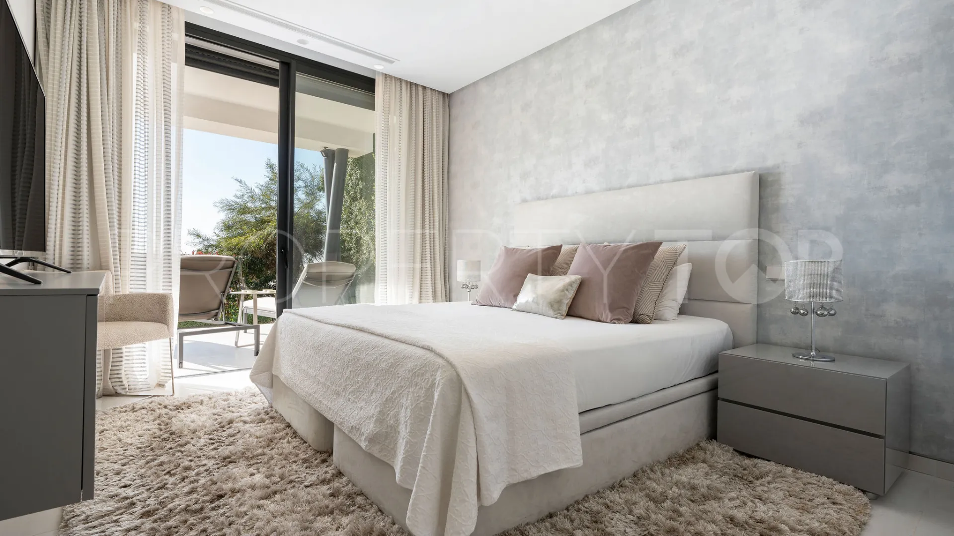 Villa in Benahavis for sale