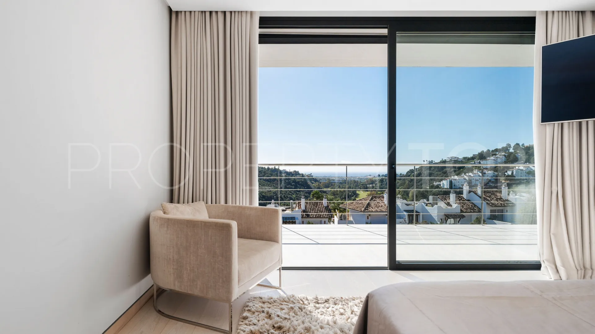 Villa in Benahavis for sale