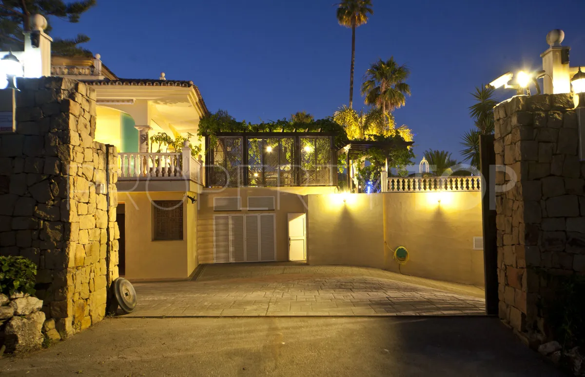 Villa de 7 dormitorios en venta en Marbella Golden Mile