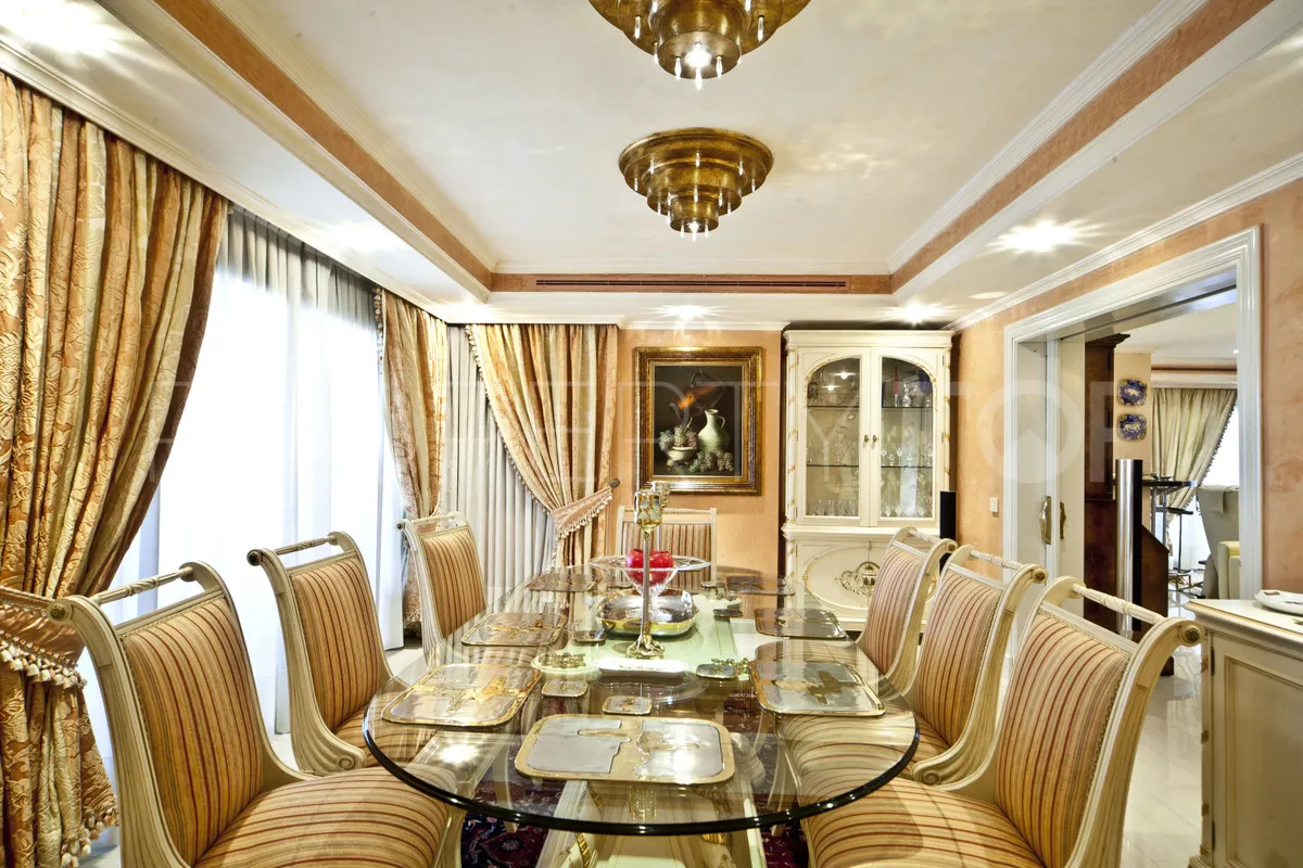 Villa de 7 dormitorios en venta en Marbella Golden Mile