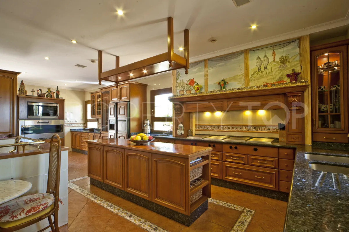 Villa de 7 dormitorios en venta en Marbella Golden Mile