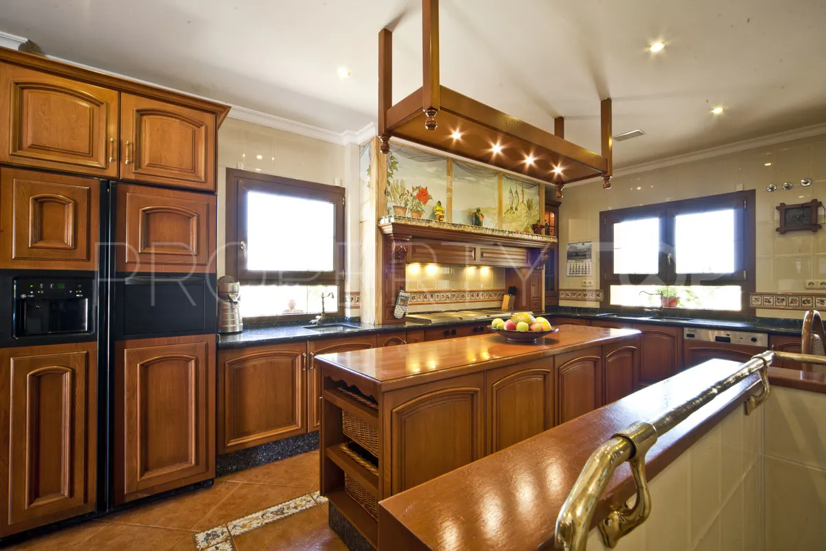 Villa de 7 dormitorios en venta en Marbella Golden Mile