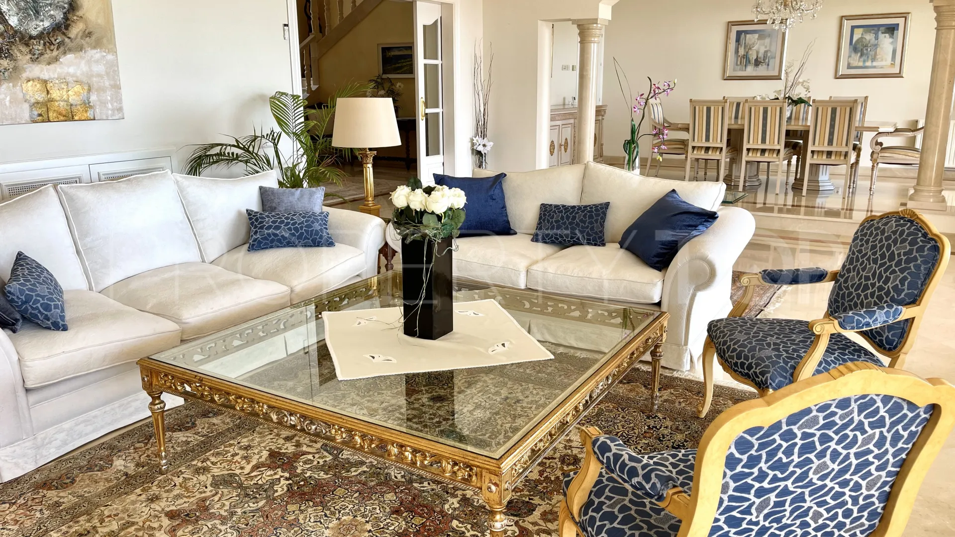 Villa a la venta en Marbella Golden Mile con 6 dormitorios