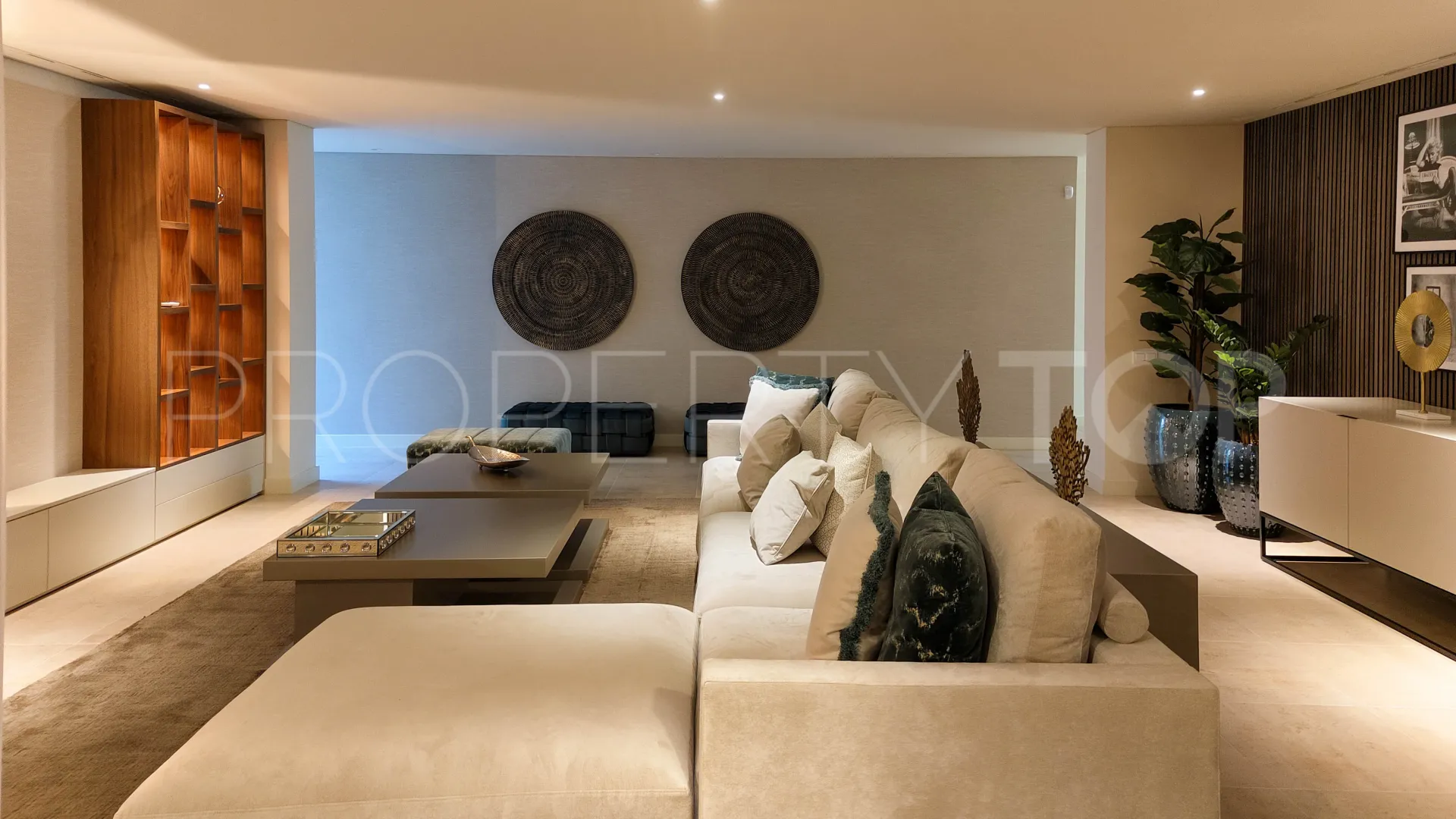 Se vende villa de 5 dormitorios en La Alqueria