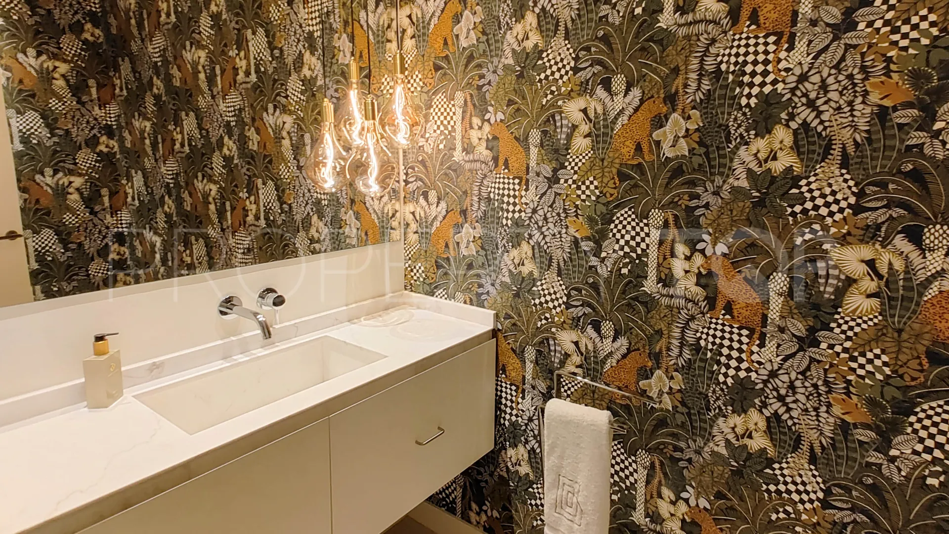 Se vende villa de 5 dormitorios en La Alqueria